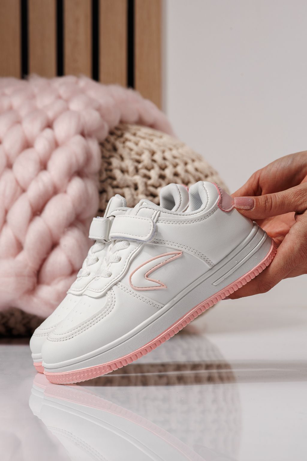 Детски маратонки розови от еко кожа Ema  #24326