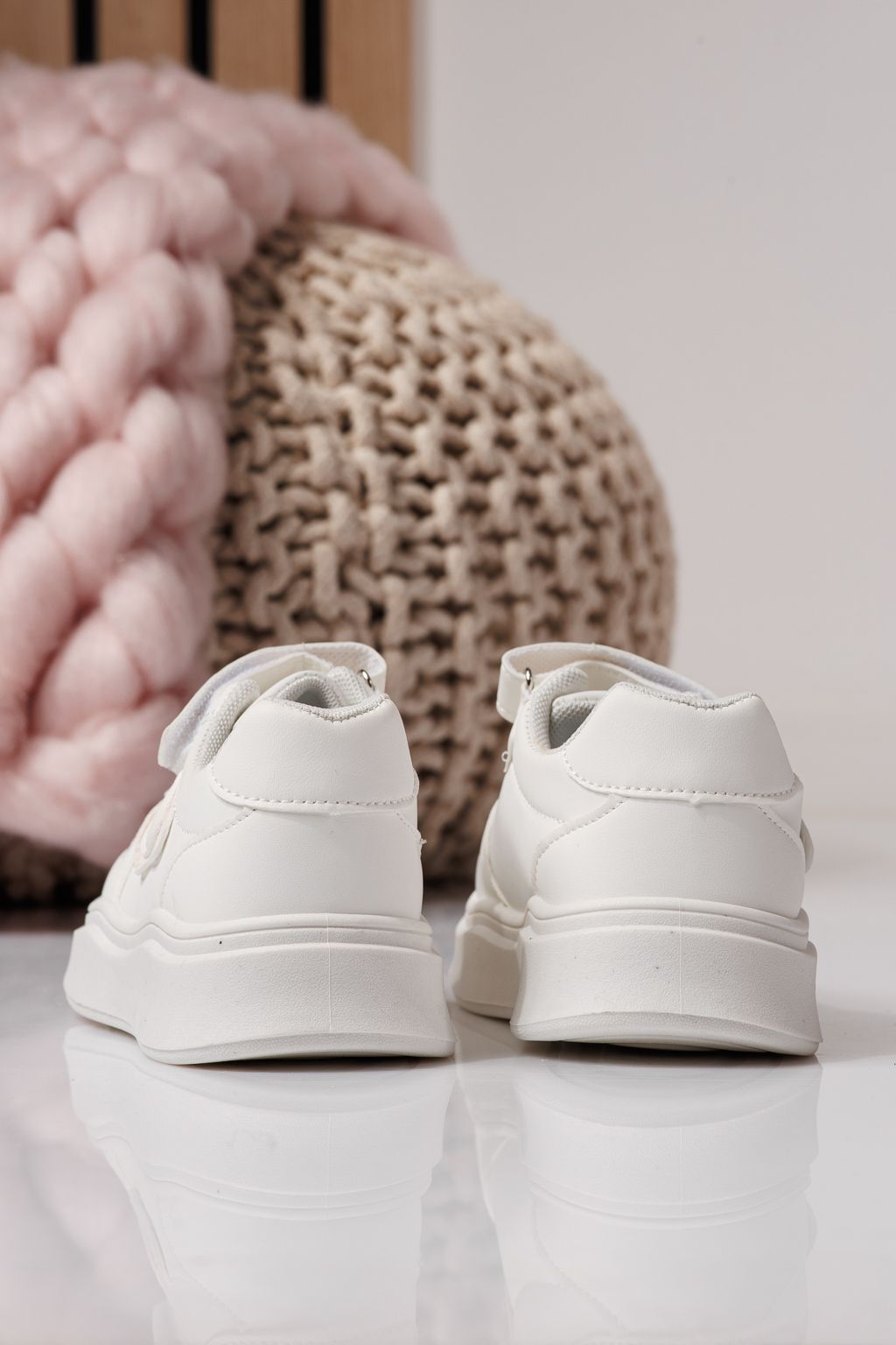 Детски маратонки бели от еко кожа Isabella #24364