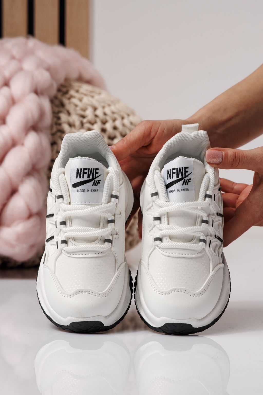 Детски маратонки бели от еко кожа Calista #24370