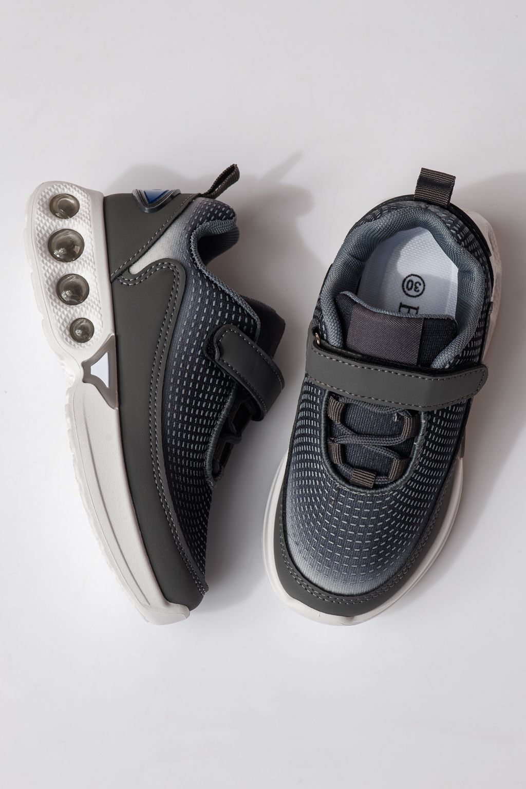 Детски маратонки сиви от текстилен материал Victoria #24356