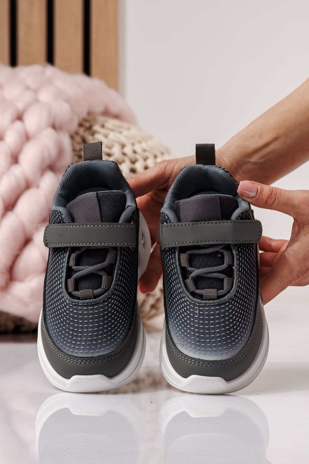 Детски маратонки сиви от текстилен материал Victoria #24356