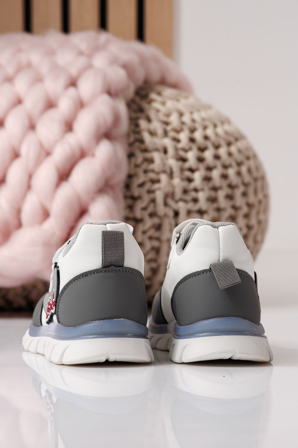 Детски маратонки сиви от еко кожа Luna #24331