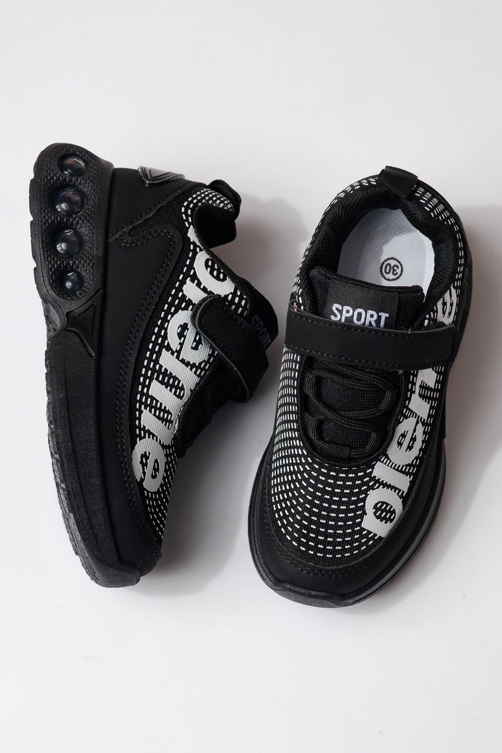 Детски маратонки черни от текстилен материал Freya #24349