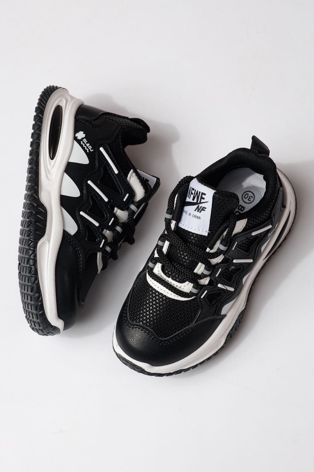 Детски маратонки черни от еко кожа Calista #24367