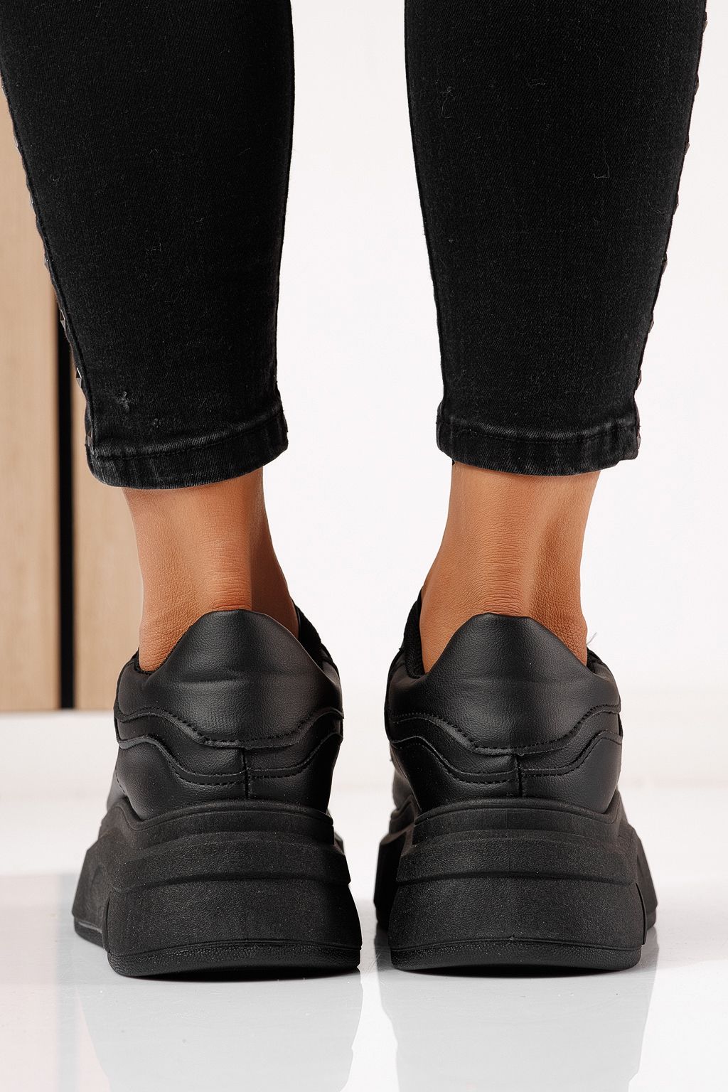 Дамски маратонки черни от еко кожа Anca #24287