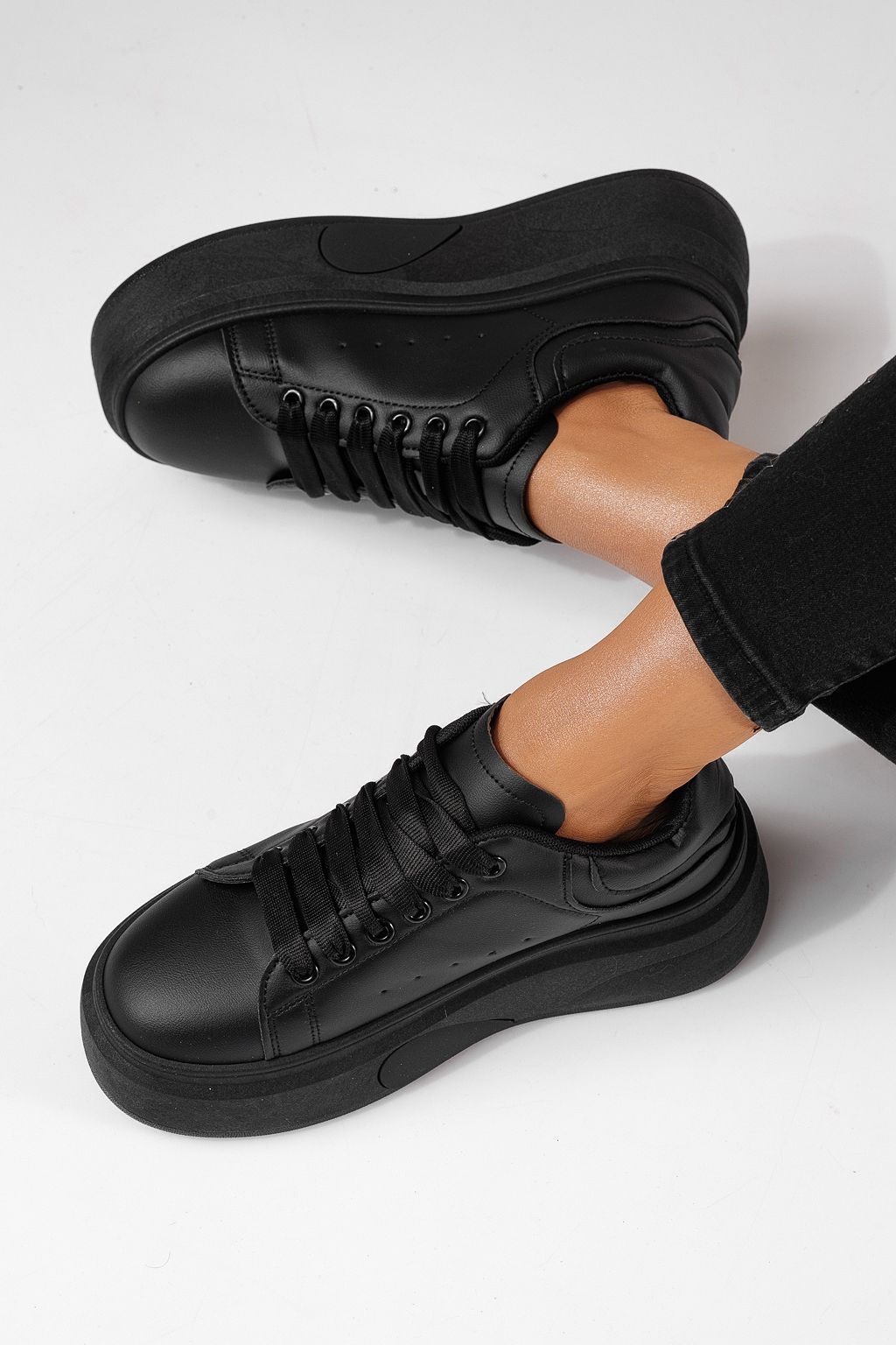 Дамски маратонки черни от еко кожа Anca #24287