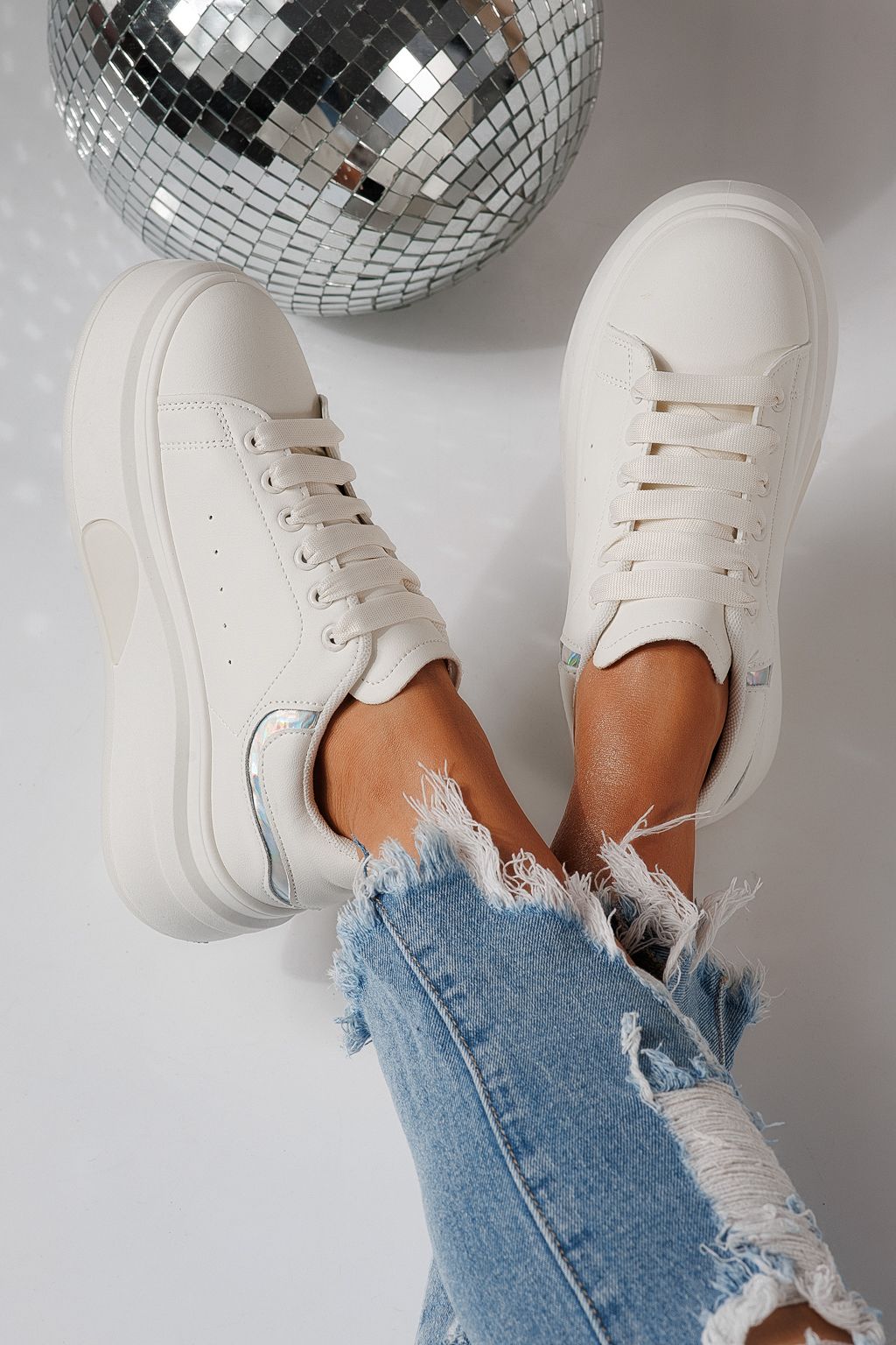 Дамски маратонки бели от еко кожа Anca #24285