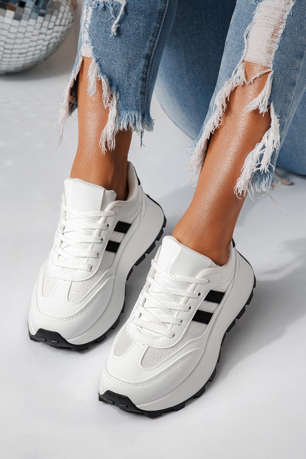 Дамски маратонки бели от еко кожа Mia #24317