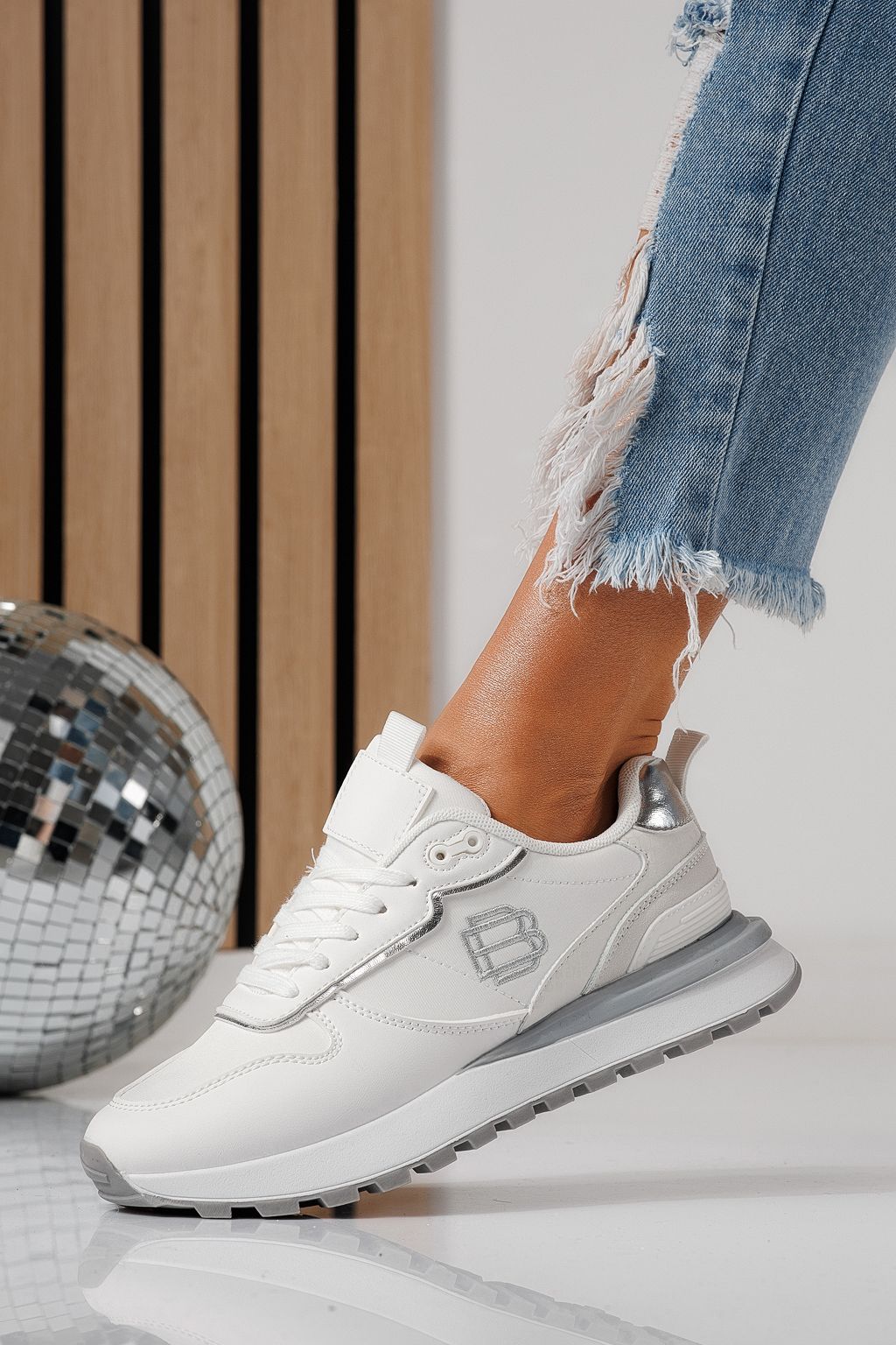 Дамски маратонки бели от текстилен материал Ava  #24320