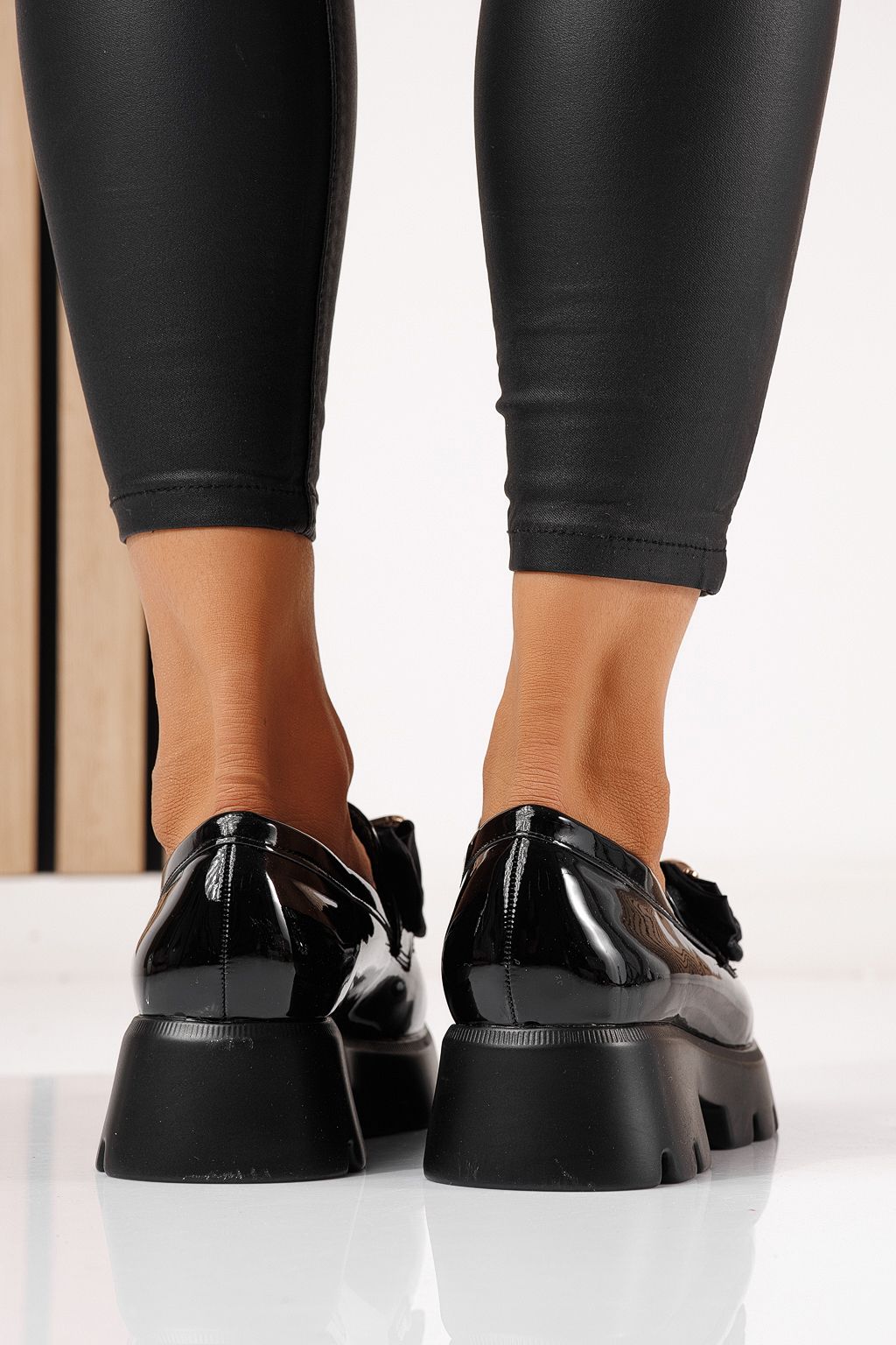 Дамски черни ежедневни обувки от екокожа Наталия #24406