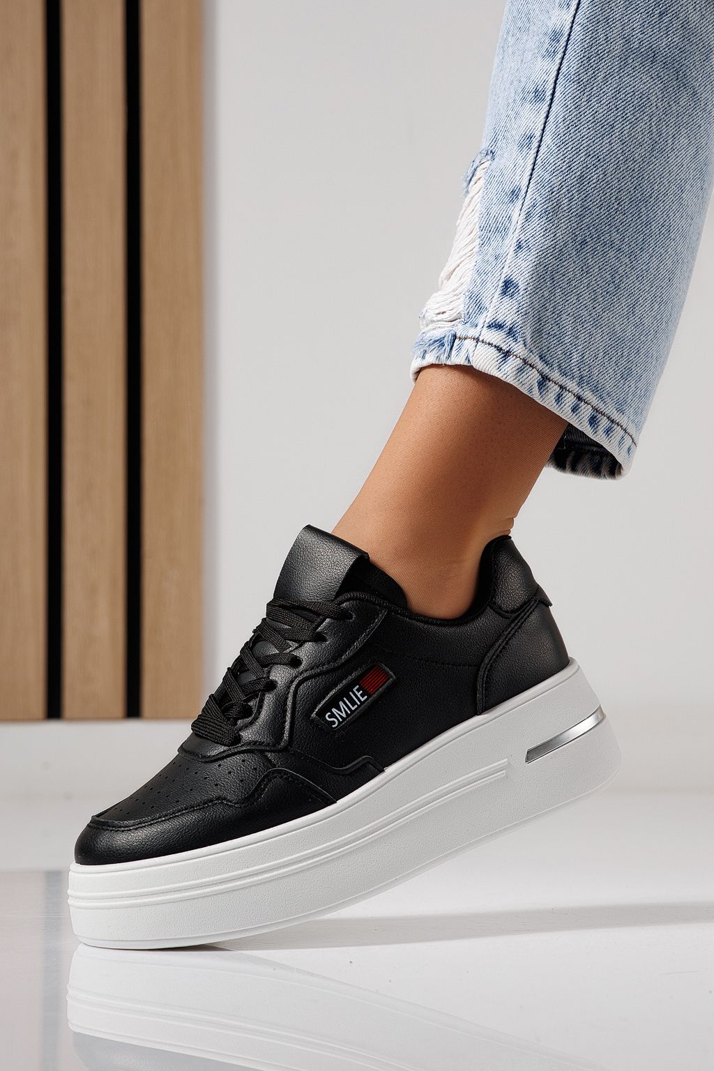 Дамски маратонки черни от еко кожа Sofia #24391