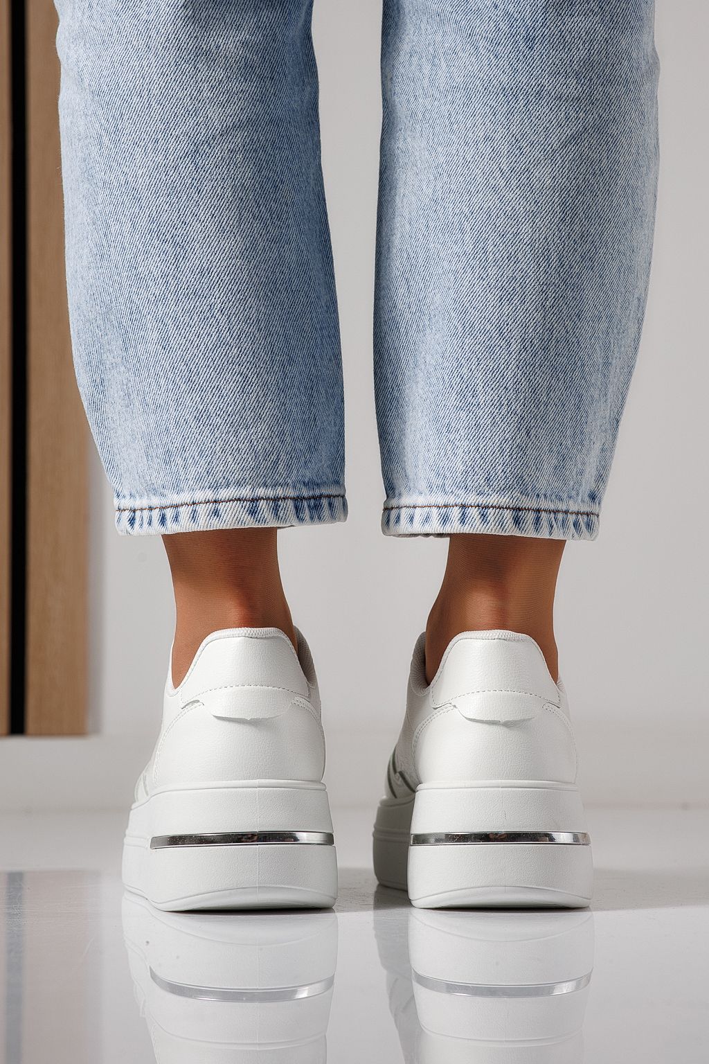 Дамски маратонки бели от еко кожа Sofia #24390