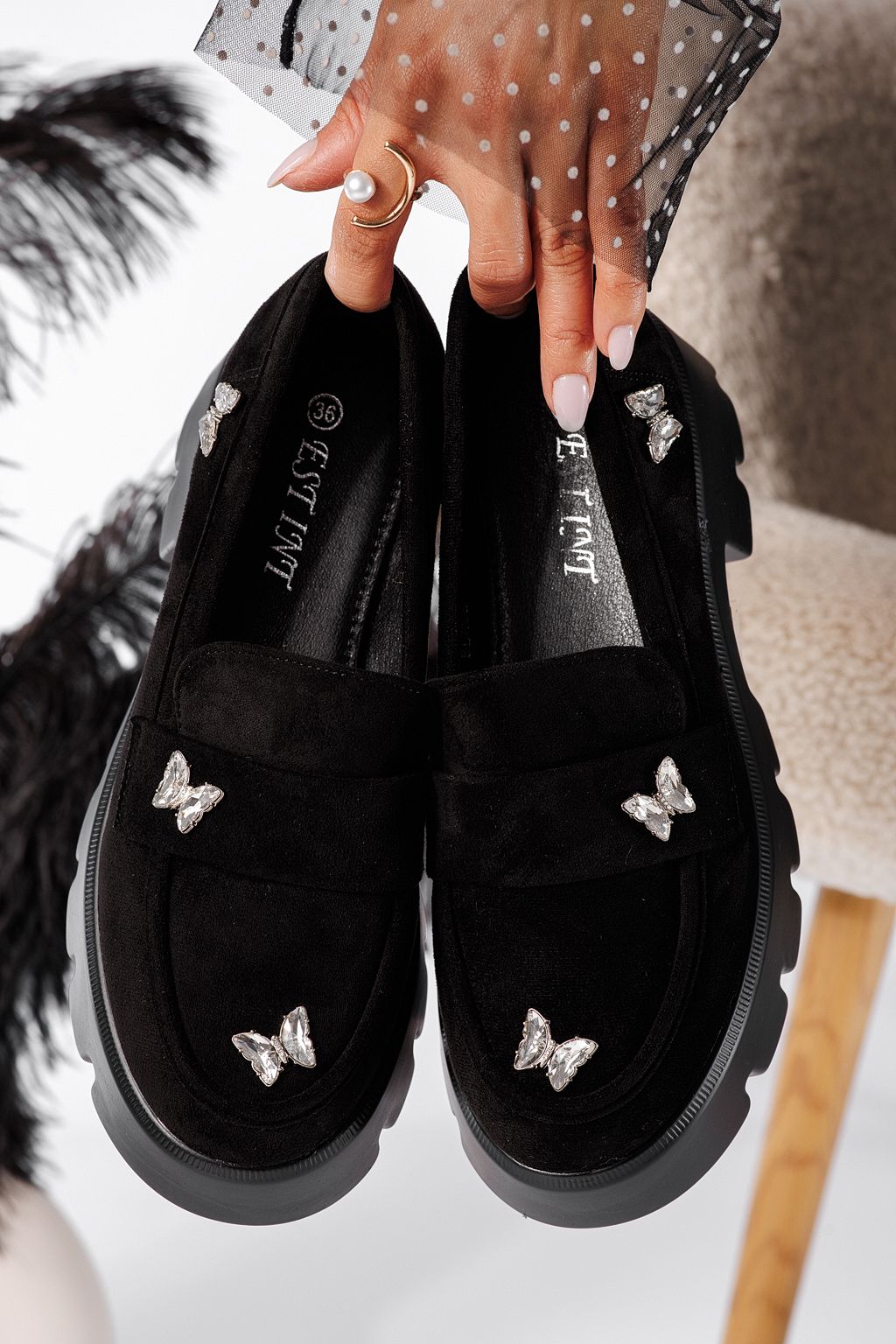 Всекидневни дамски обувки черни от обърната еко кожа Ivi #24435