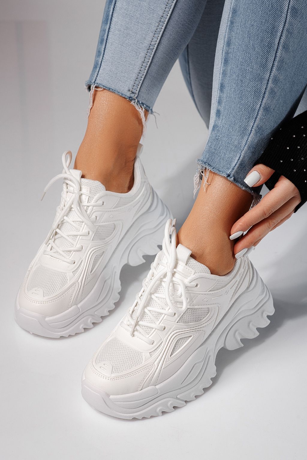 Дамски маратонки бели от текстилен материал Edith #24452