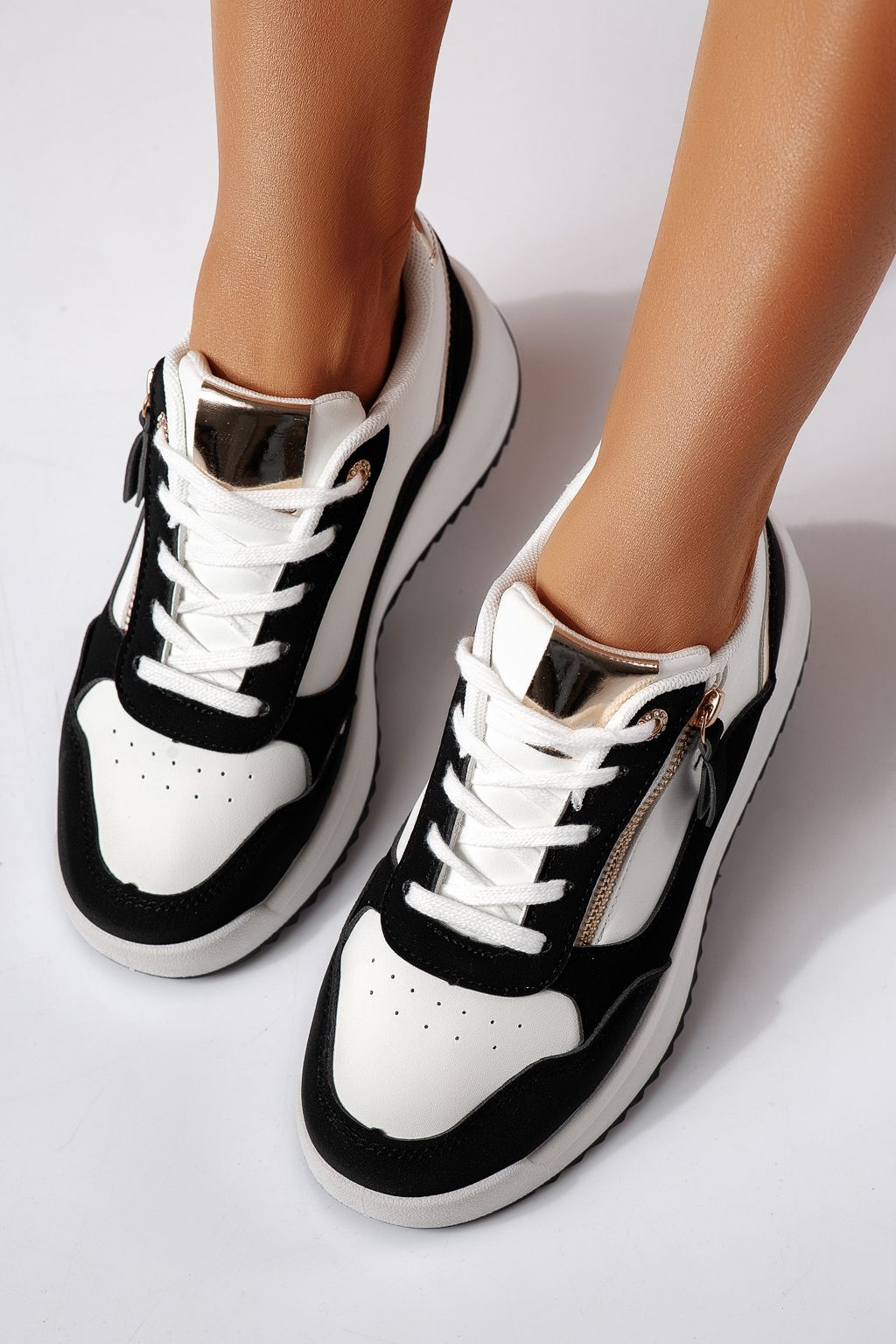 Дамски маратонки черни от еко кожа Alana #24417