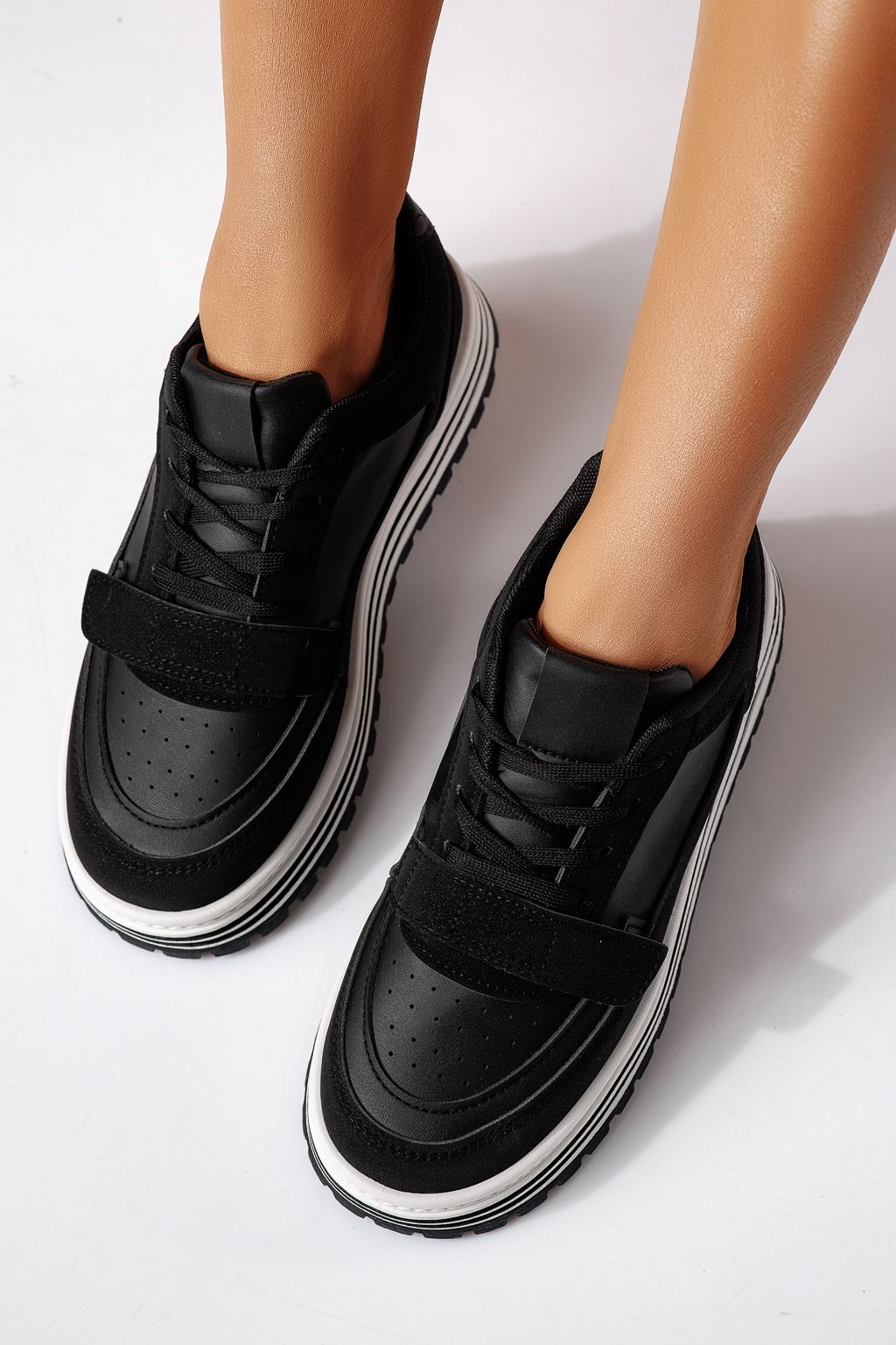 Дамски маратонки черни от еко кожа Tabitha #24457