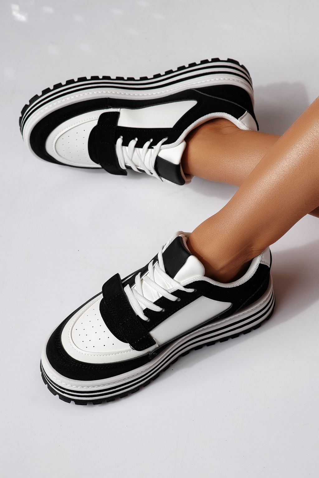 Дамски маратонки бели от еко кожа Tabitha #24454