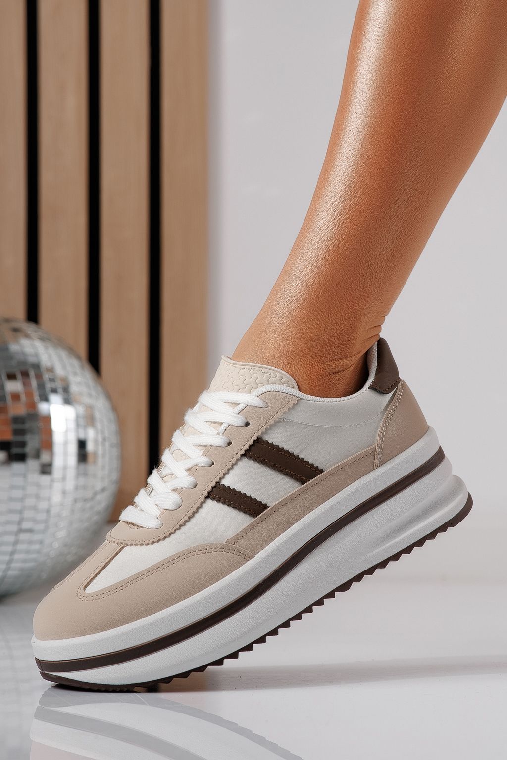 Дамски маратонки бежови от еко кожа Diana2 #24475