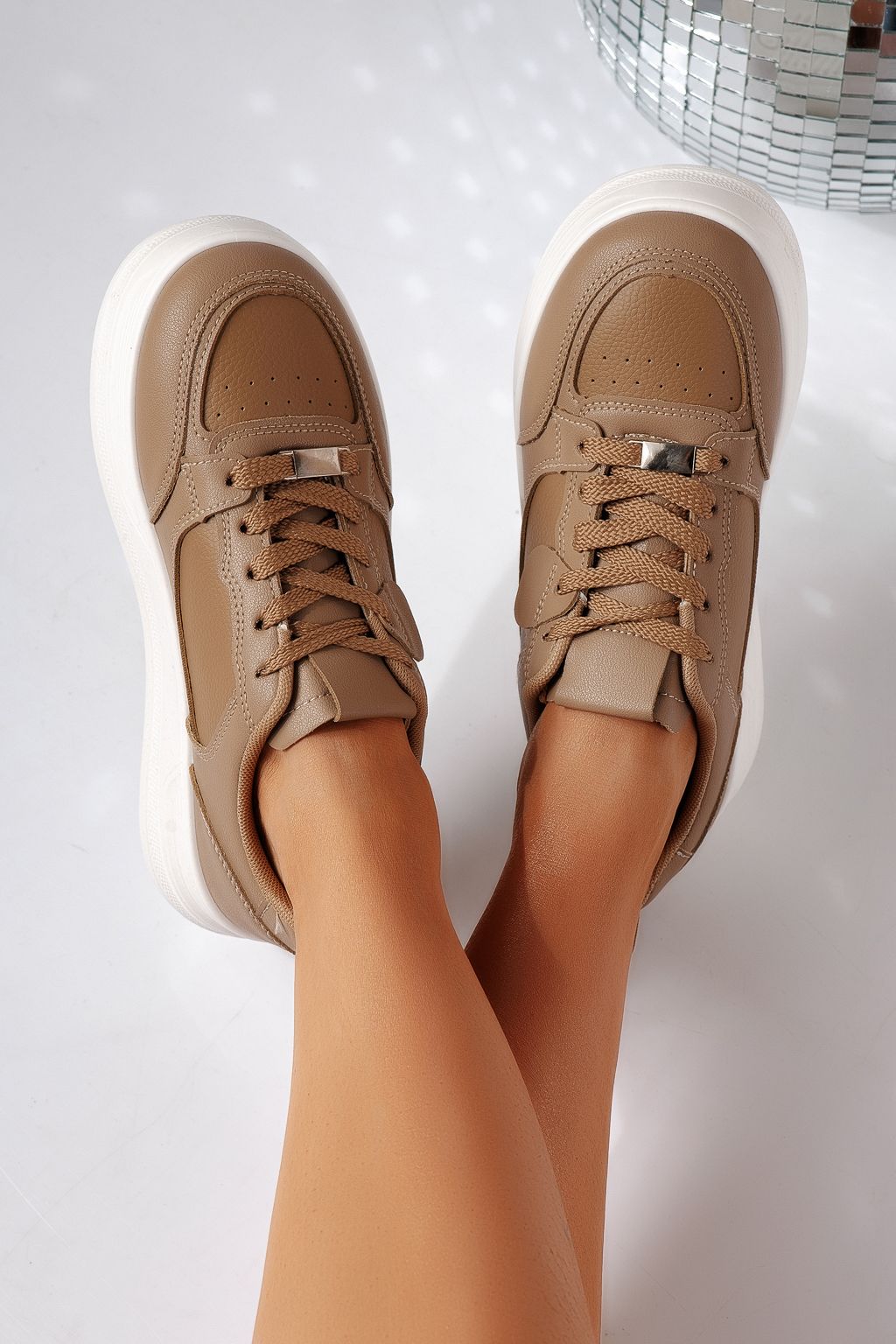 Дамски маратонки каки от еко кожа Adna #24411