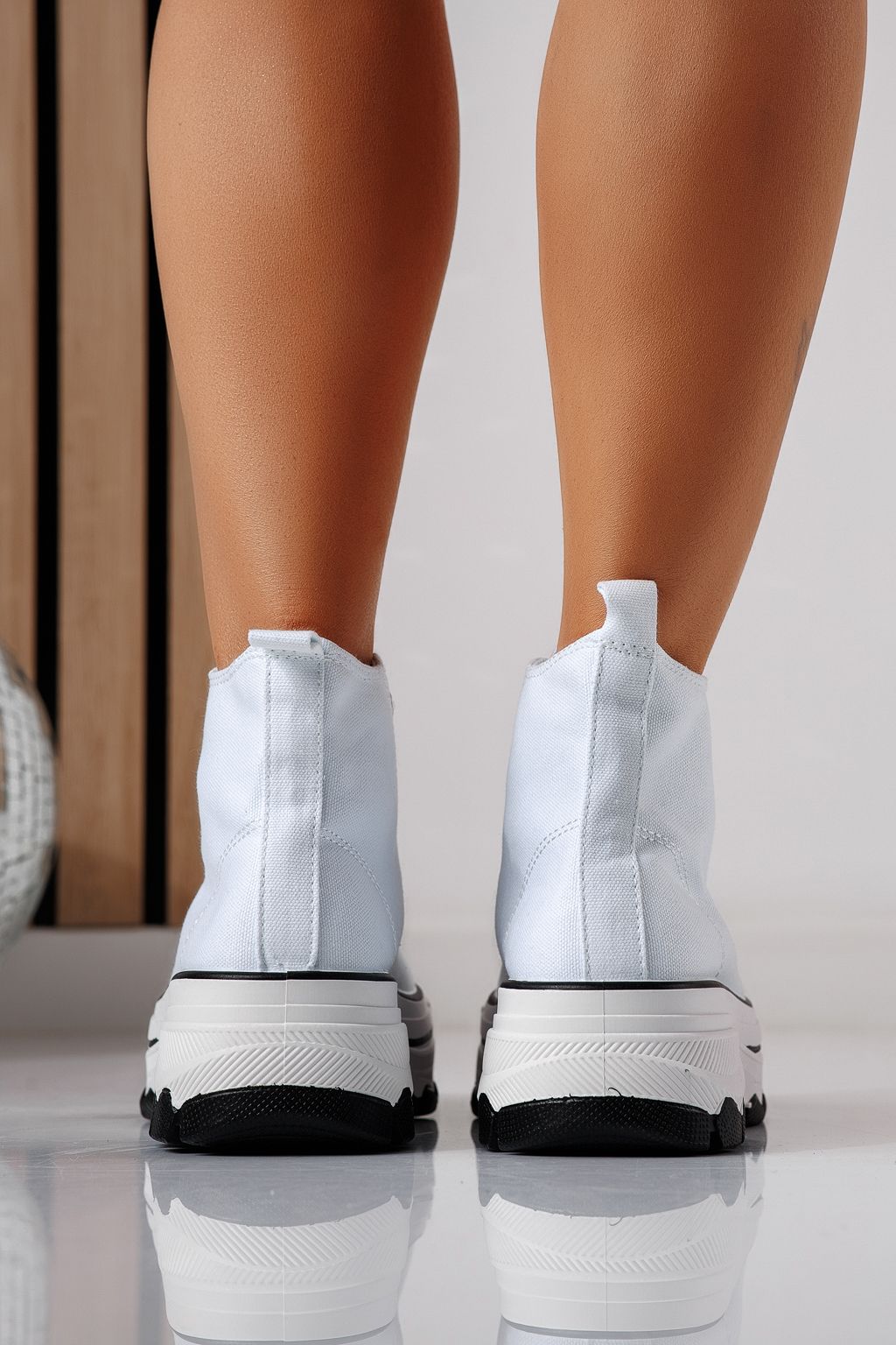 Дамски маратонки бели от текстилен материал Vanda #24488