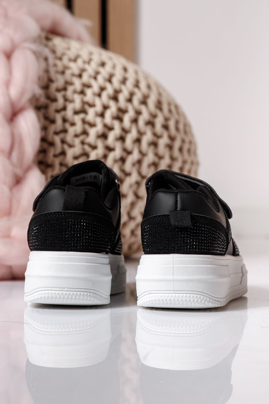 Черни детски маратонки от екокожа Aris #24399