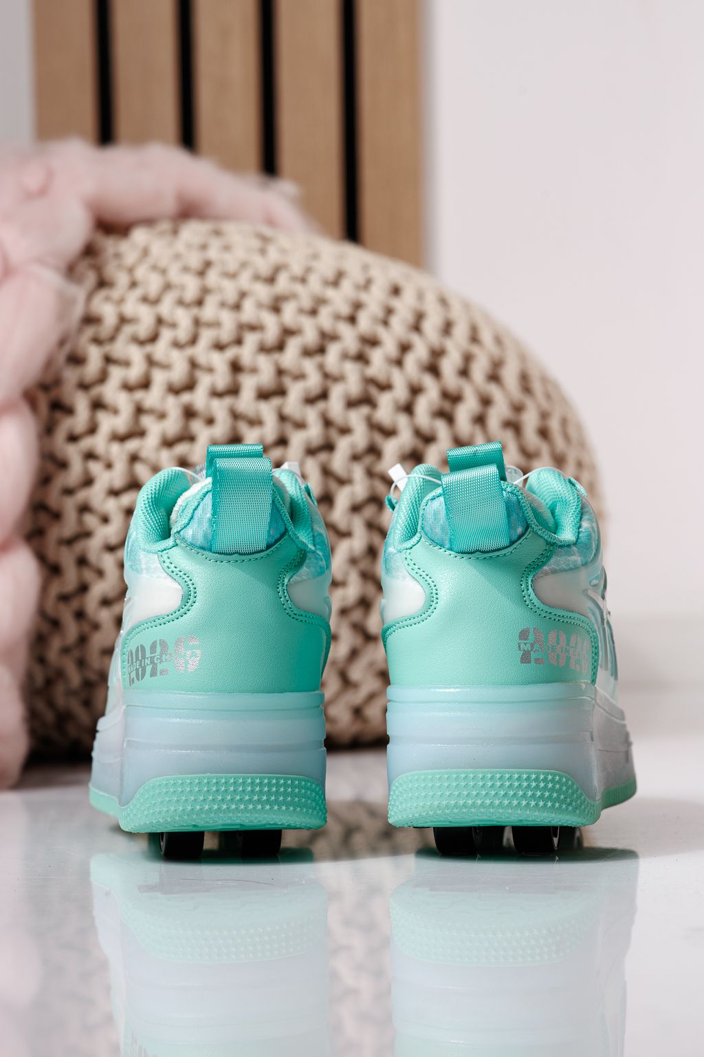 Зелени текстилни ролер маратонки Helys #24393