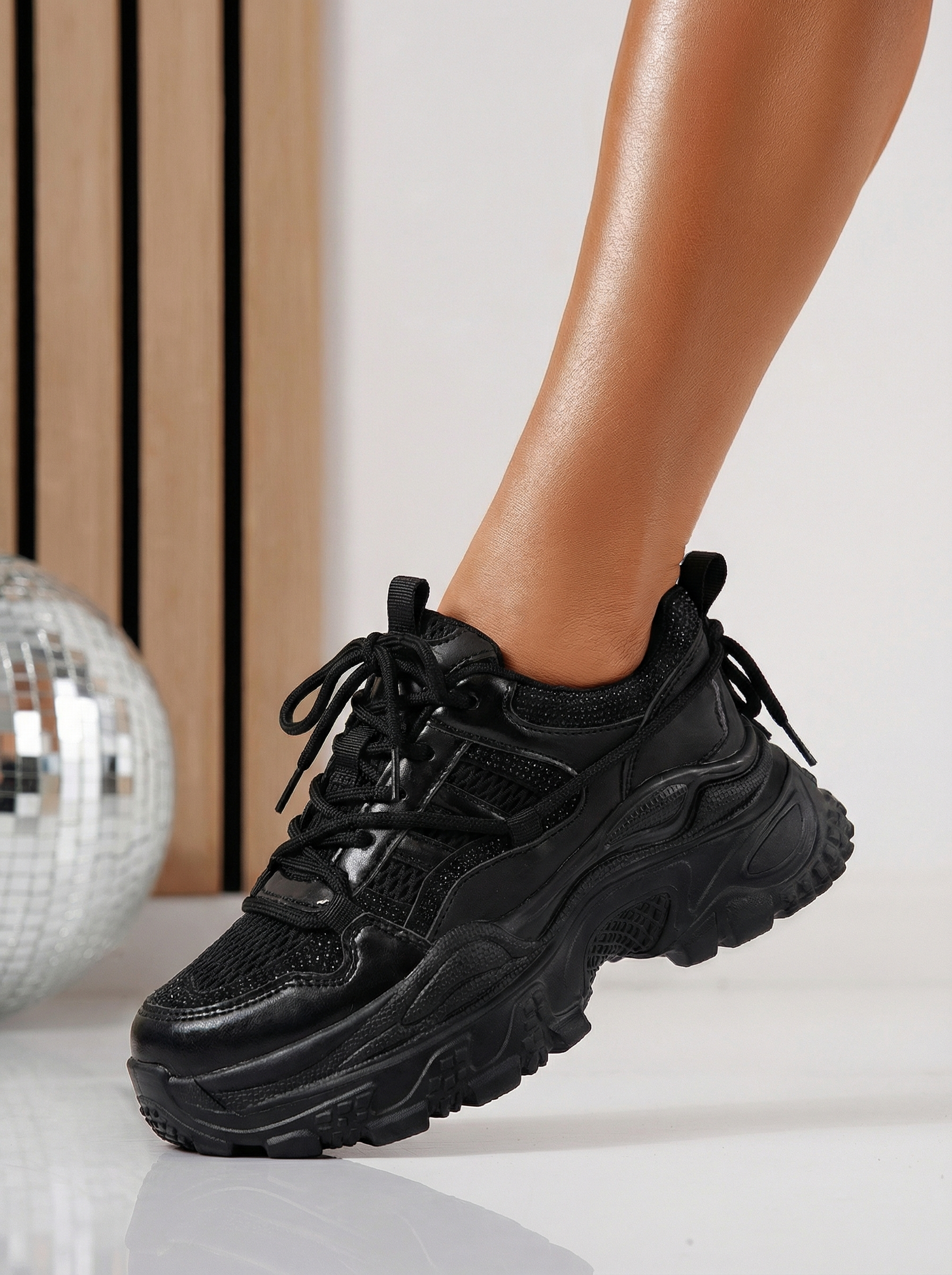 Дамски маратонки черни от текстилен материал Ianca #24514