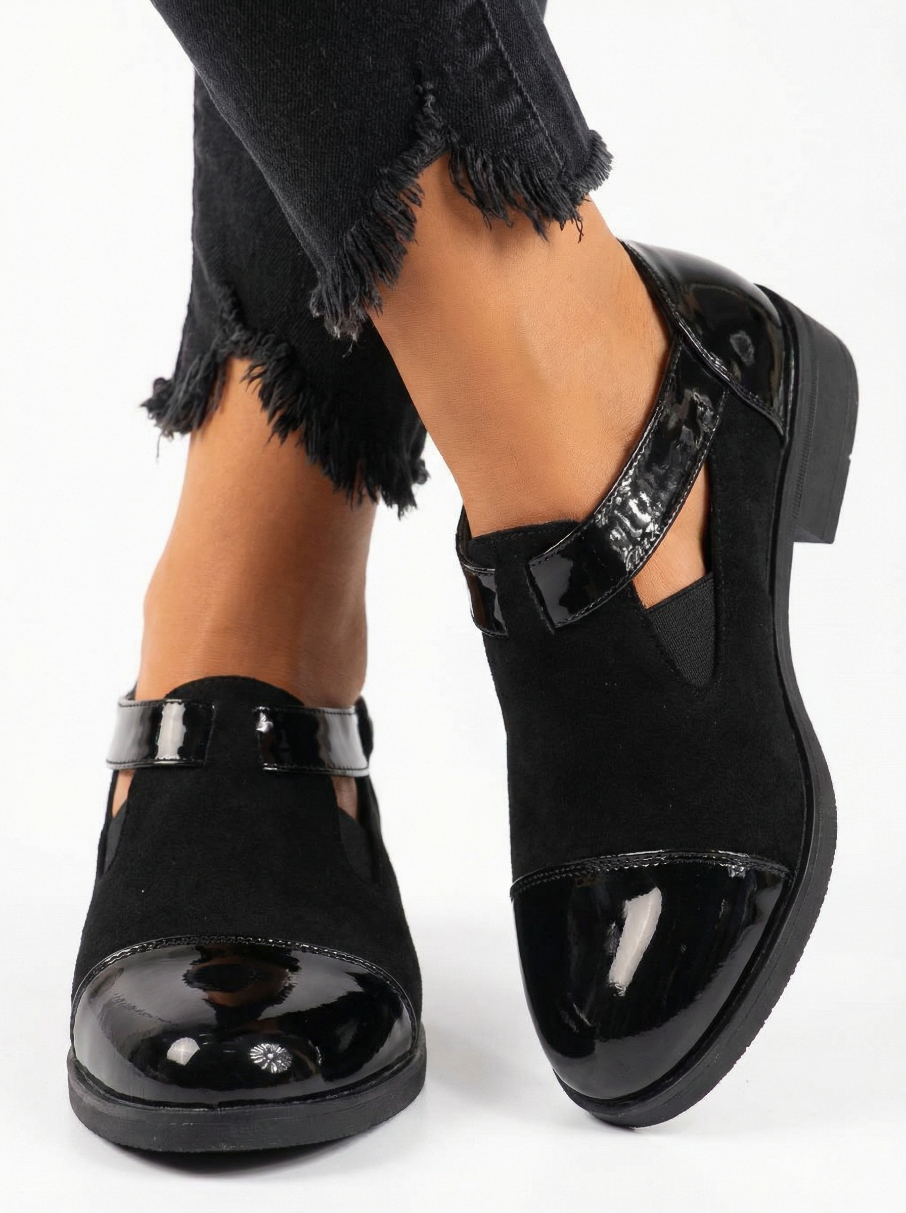 Дамски черни ежедневни обувки от лачена кожа Antonia #24517