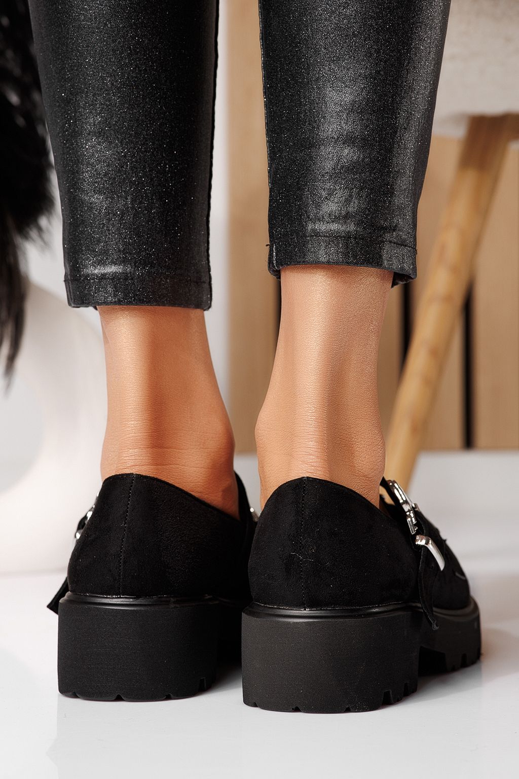 Всекидневни дамски обувки черни от обърната еко кожа Isis #24568