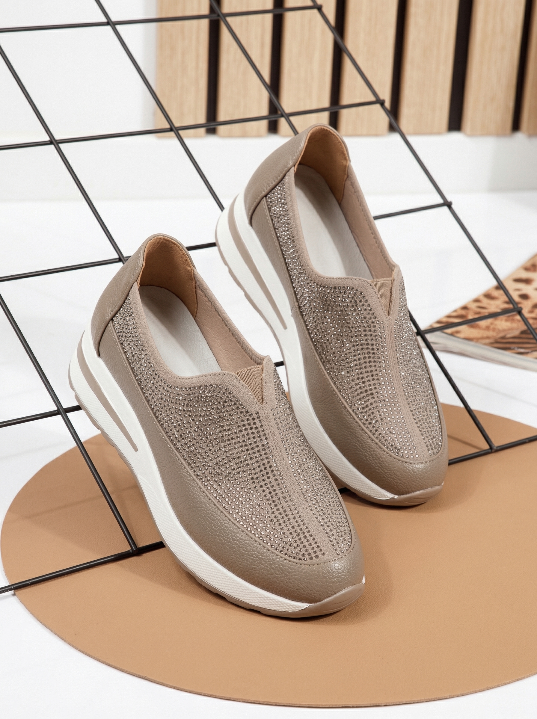 Дамски ежедневни каки обувки от екокожа Teona #24207