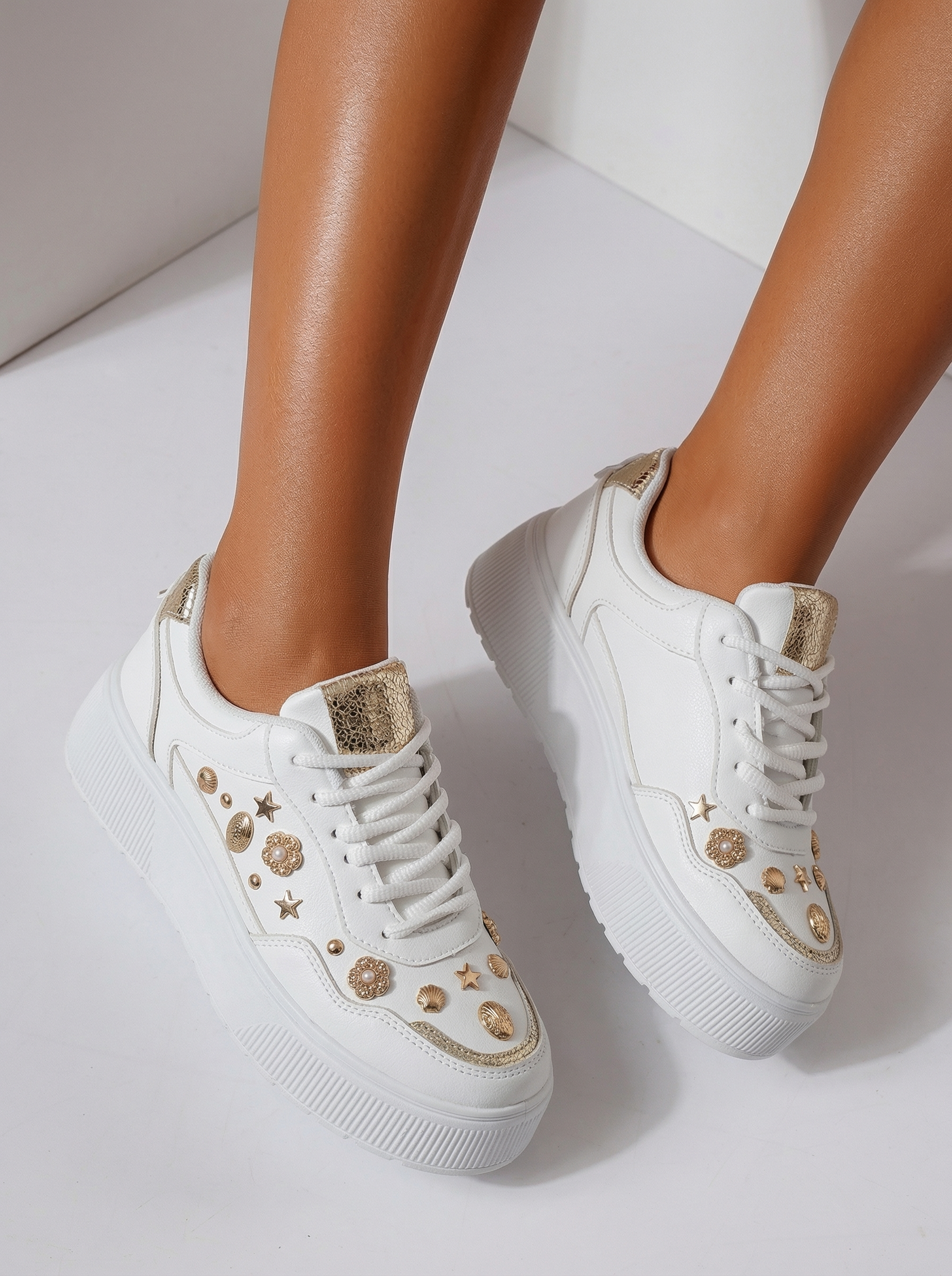 Дамски бели маратонки от еко кожа и велур Diana2 #24598