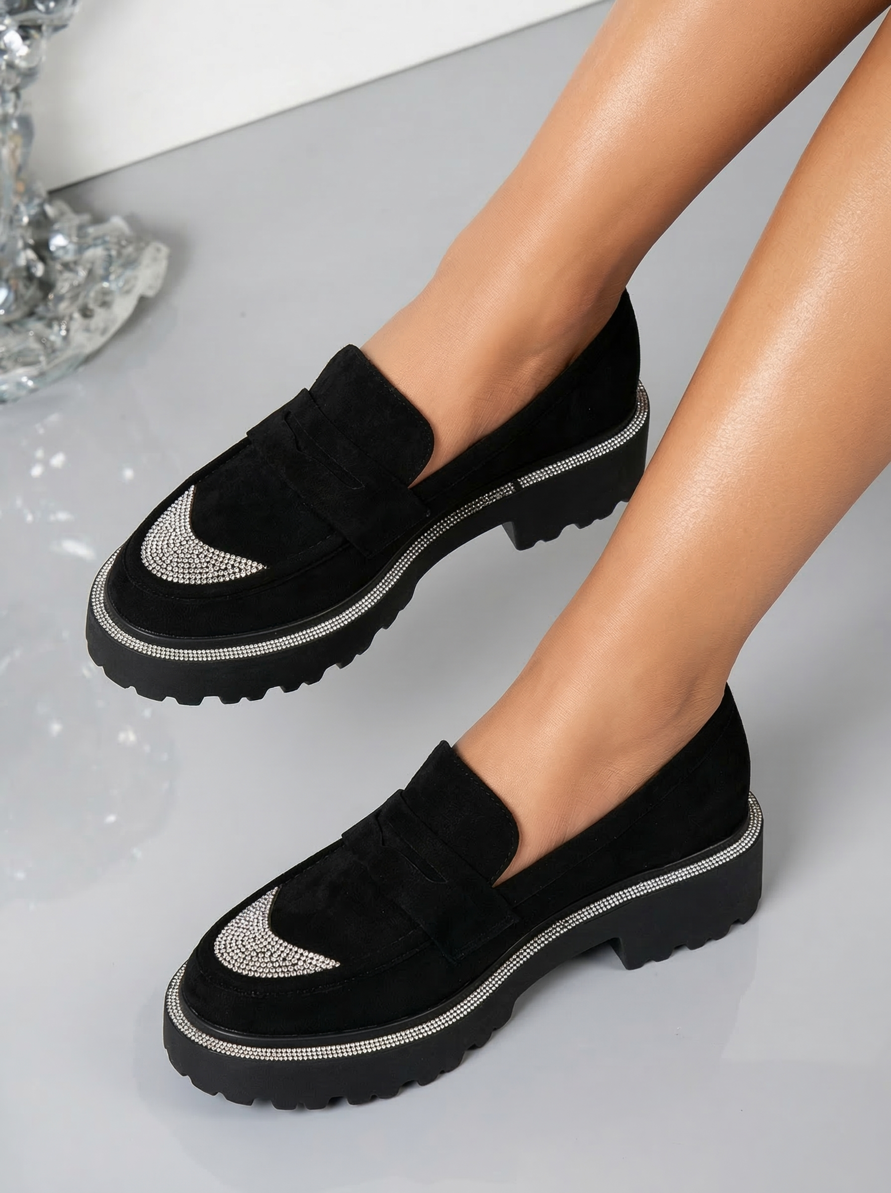 Всекидневни дамски обувки черни от обърната еко кожа Neo #18567