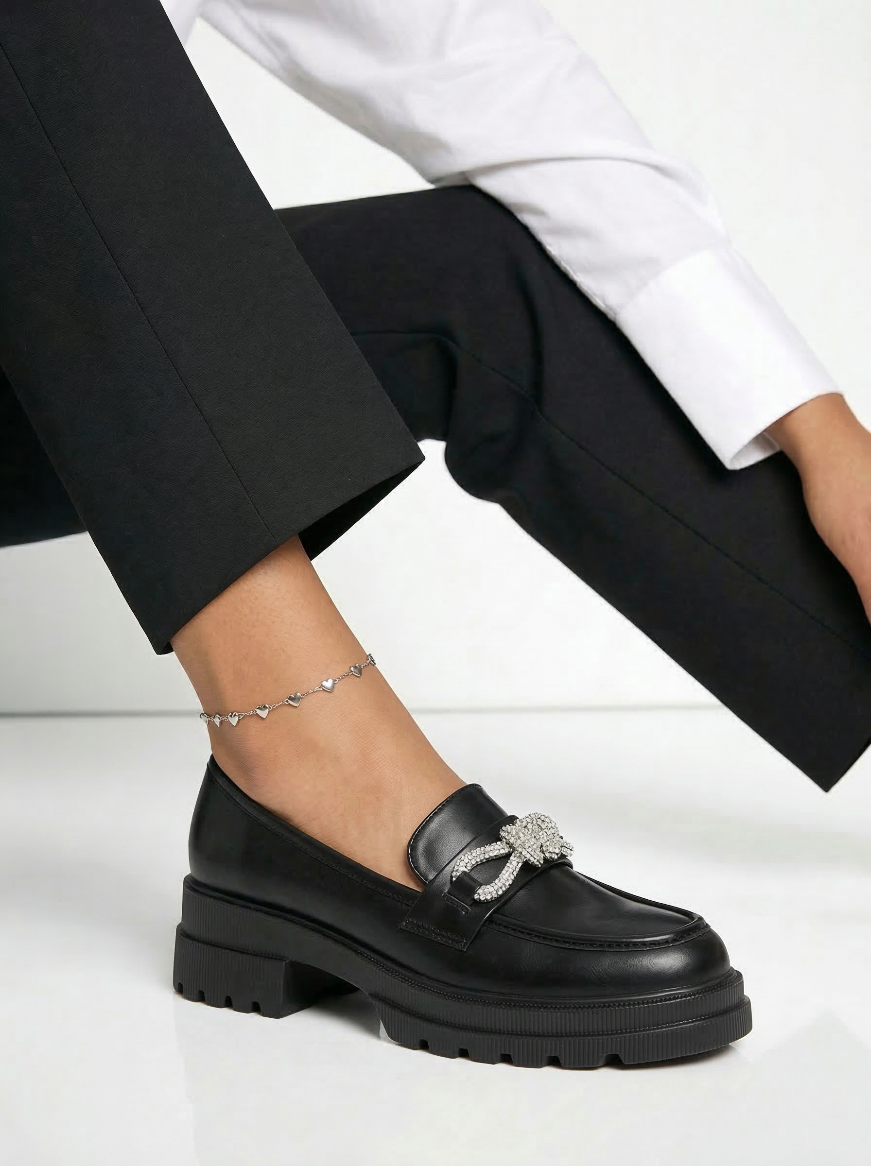 Всекидневни дамски обувки черни от еко кожа Ava #18307