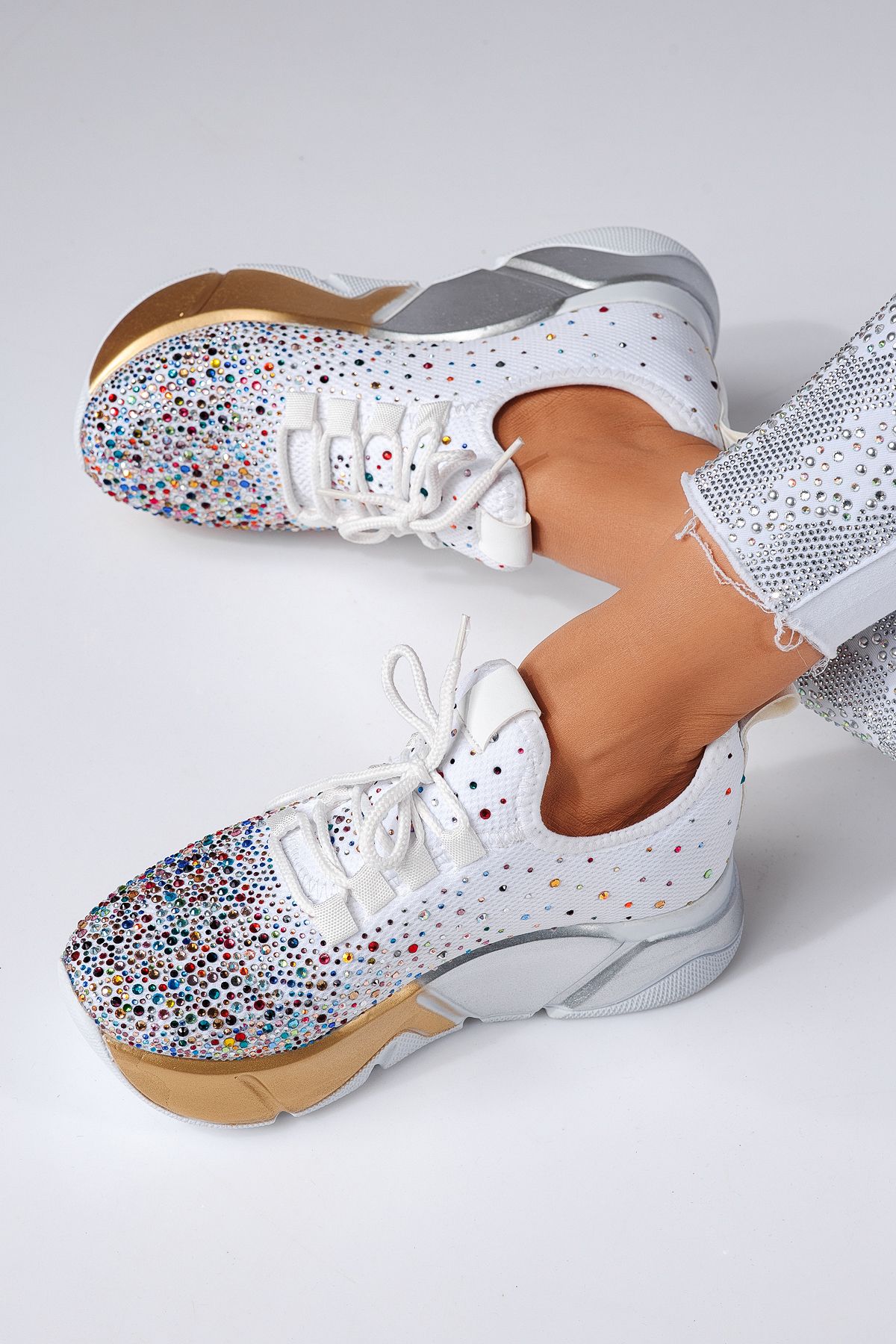 Дамски бели текстилни маратонки Maria #24608