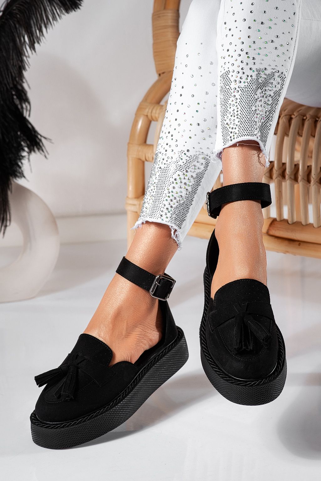 Всекидневни дамски обувки черни от обърната еко кожа Aryan #24611