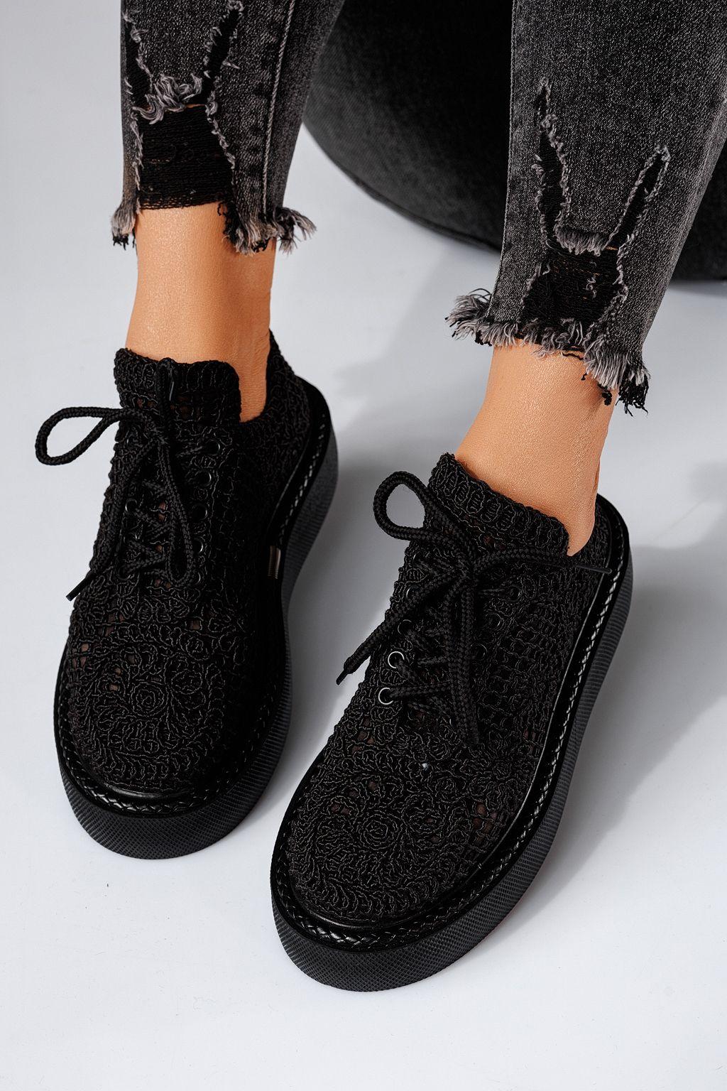 Всекидневни дамски обувки черни от текстилен материал Asha #24613