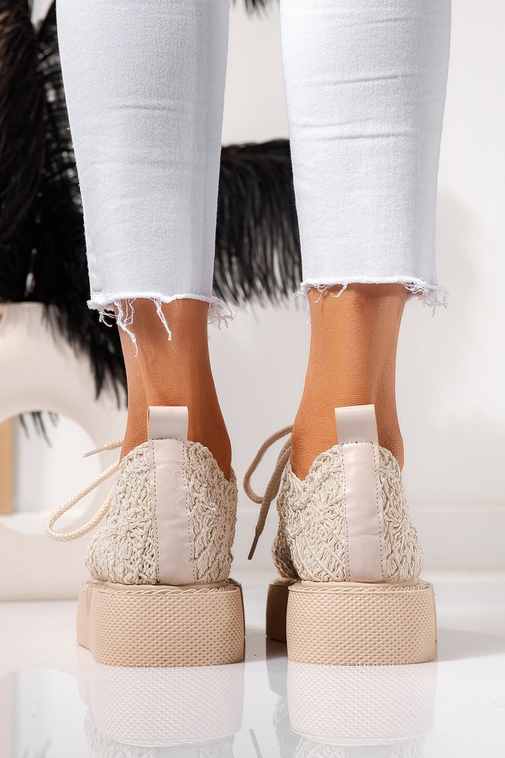 Всекидневни дамски обувки бежови от текстилен материал Asha #24614