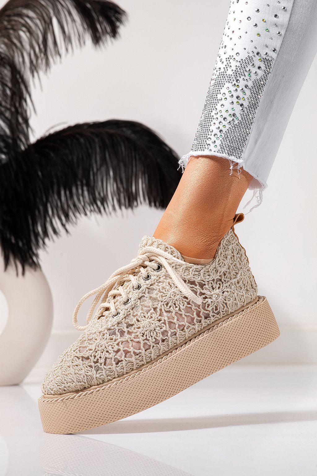 Всекидневни дамски обувки бежови от текстилен материал Asha #24614