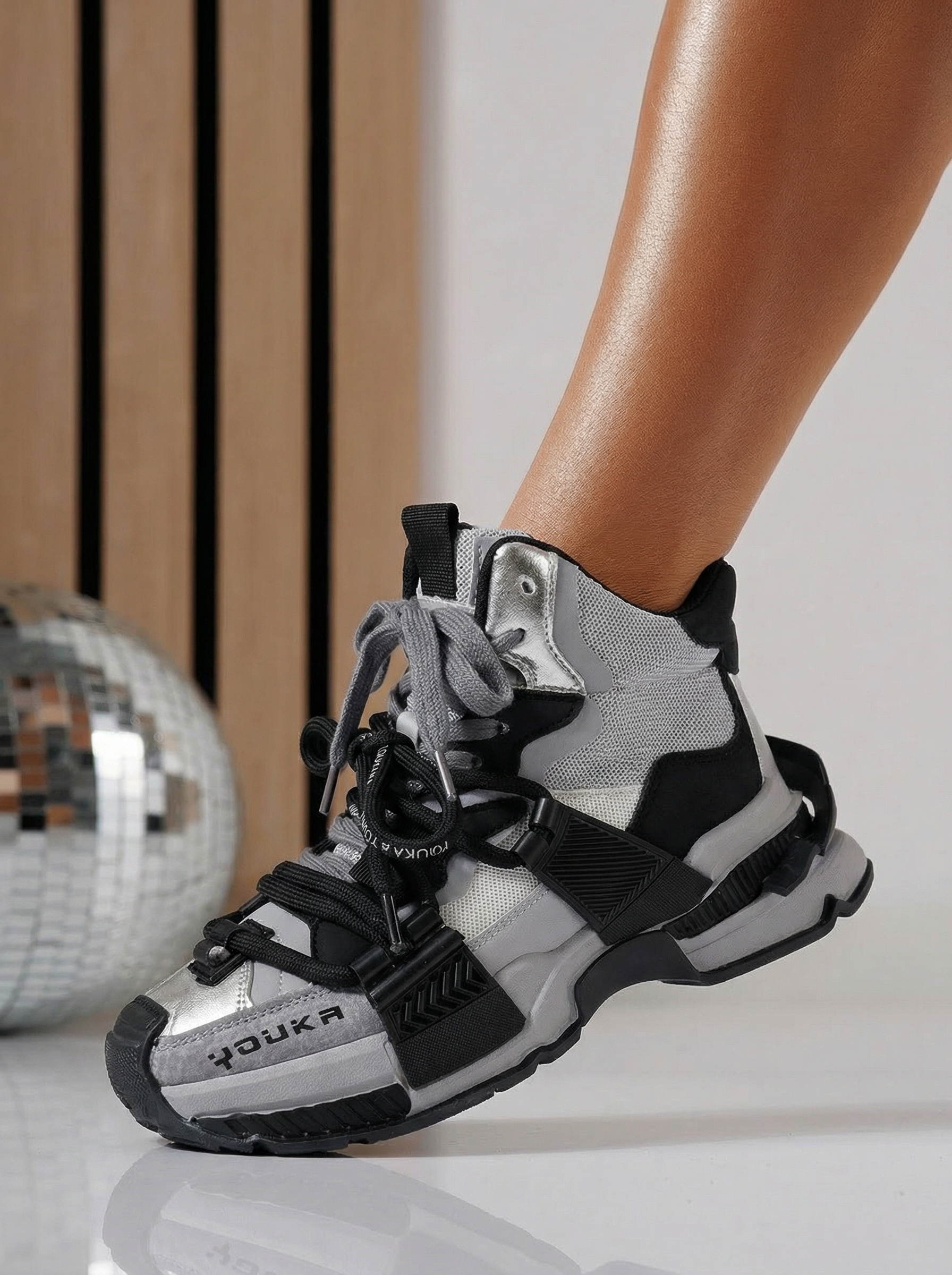 Дамски маратонки сиви от еко кожа Nyssa #24684