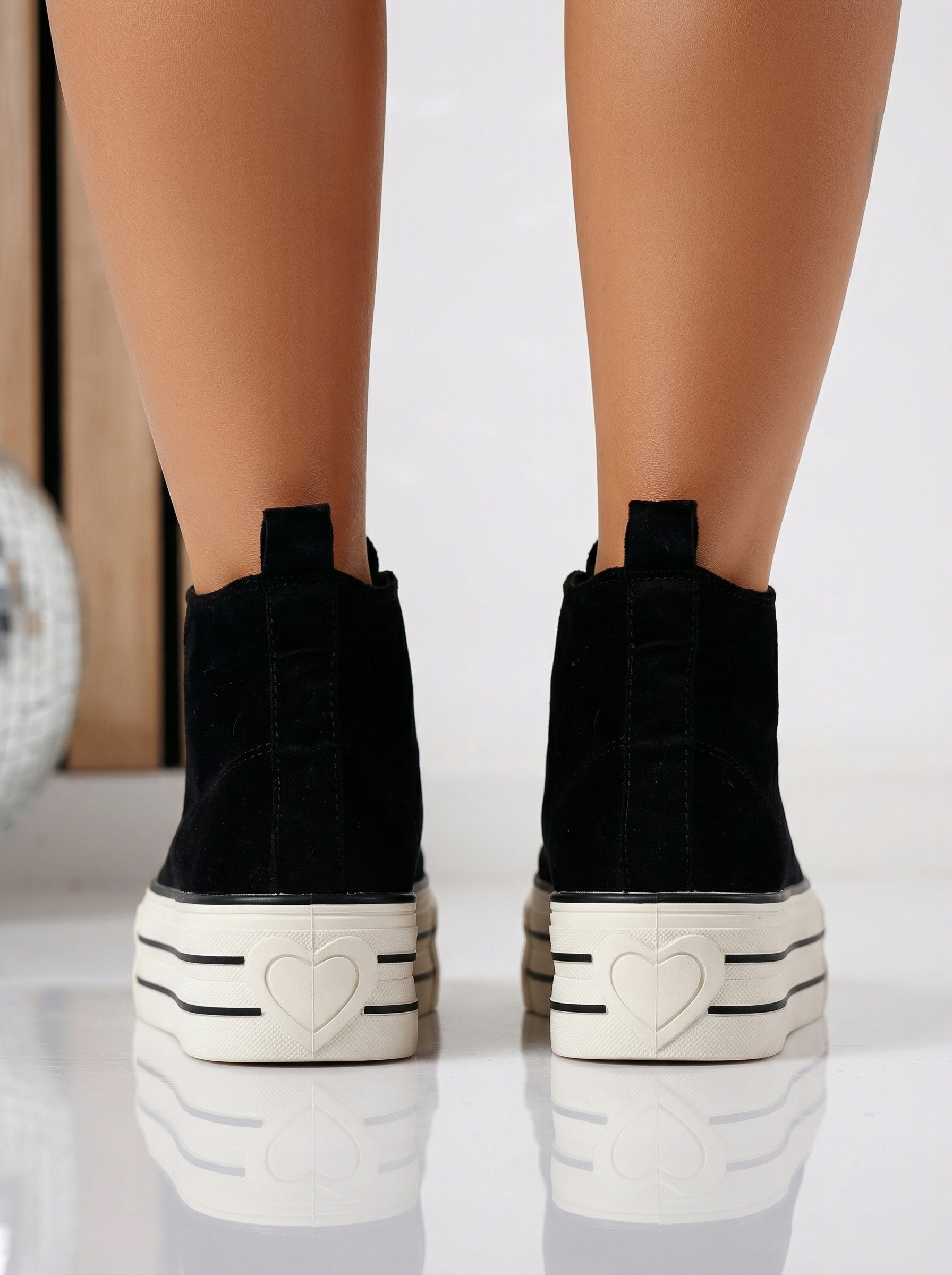 Дамски маратонки черни от текстилен материал Azura #24677