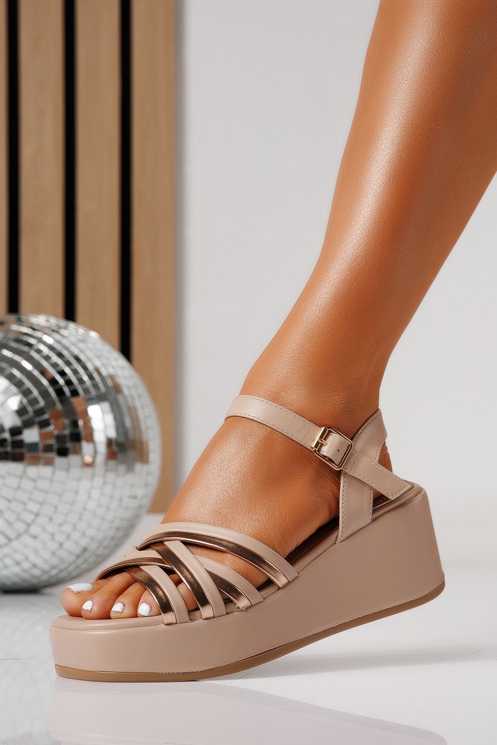 Дамски сандали с платформа бежови от еко кожа Anora #24745