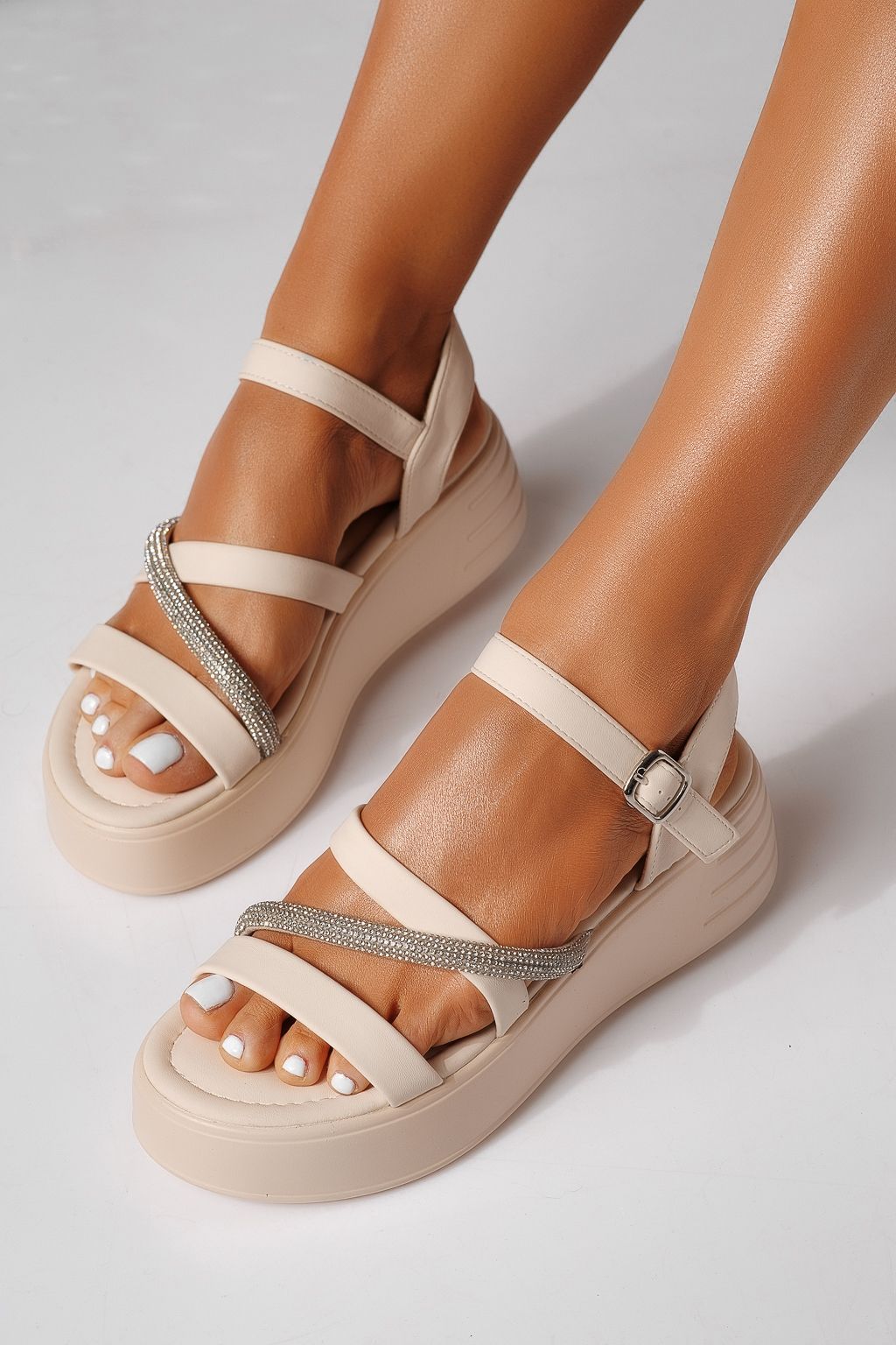 Дамски сандали с платформа бежови от еко кожа Seris #24714