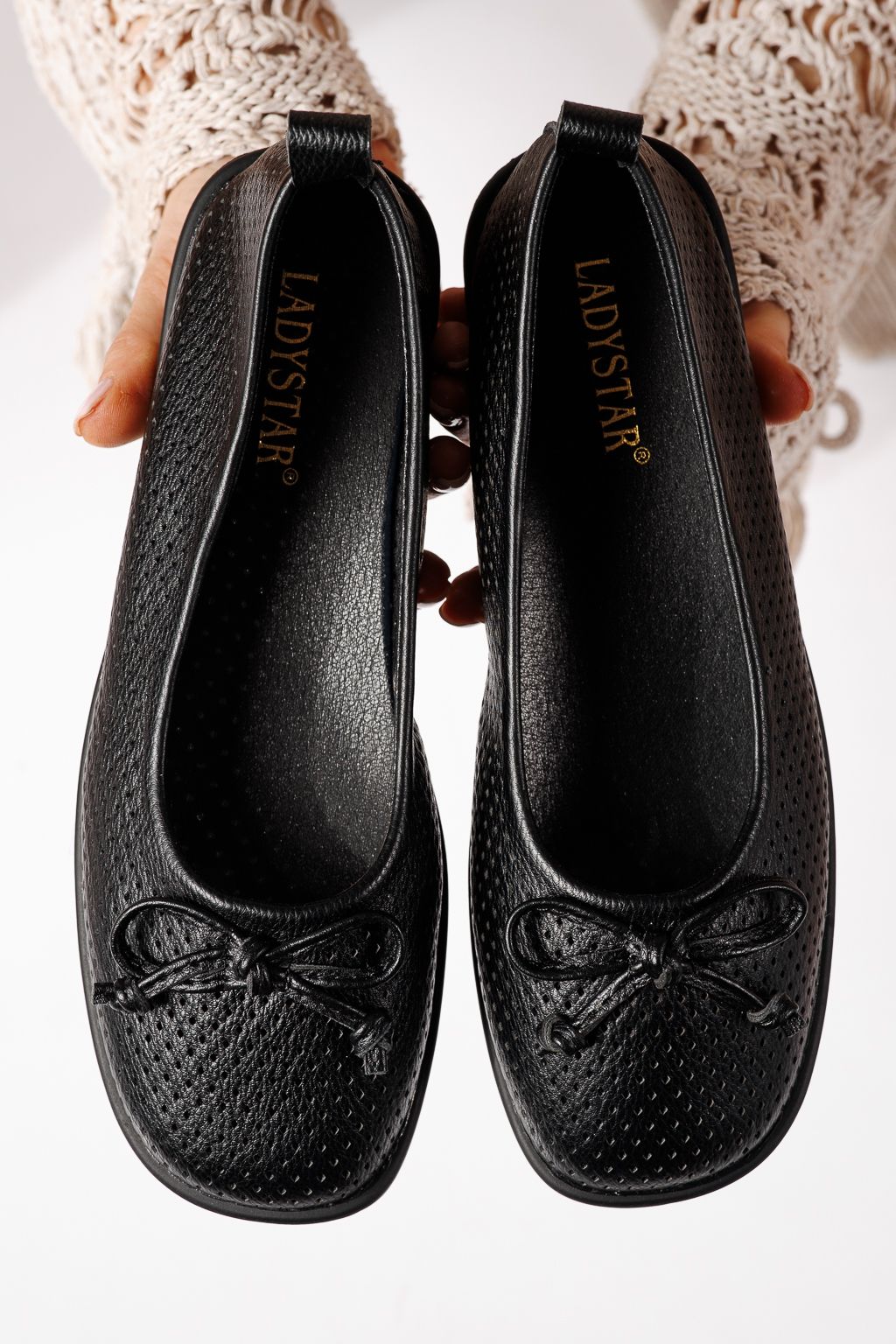 Дамски балерини черни от еко кожа Brielle #24887