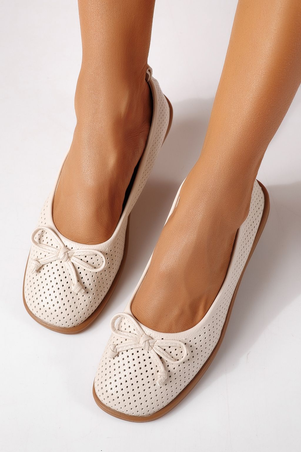 Дамски балерини бежови от еко кожа Brielle #24886