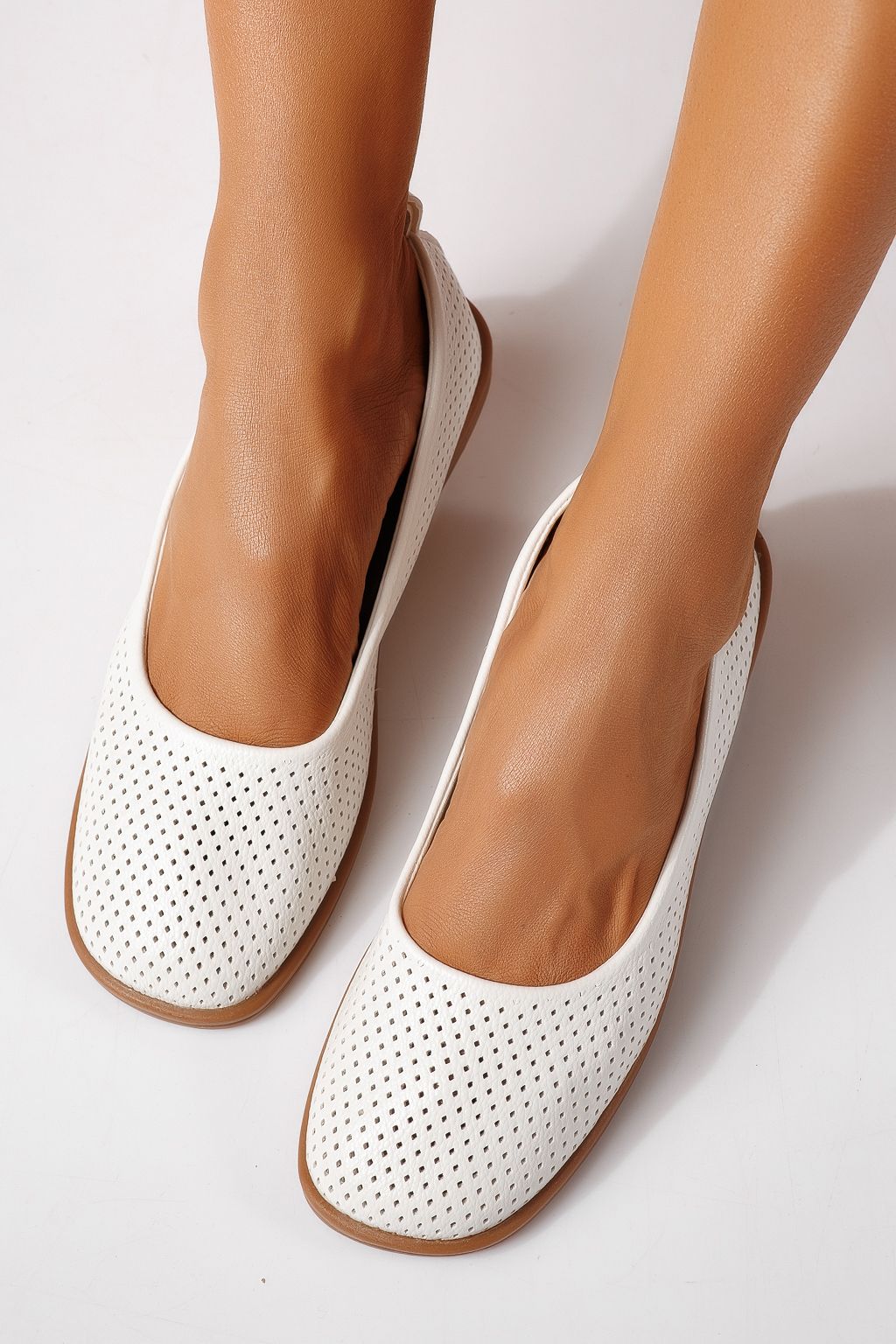 Дамски балерини бели от еко кожа Amaya #24882