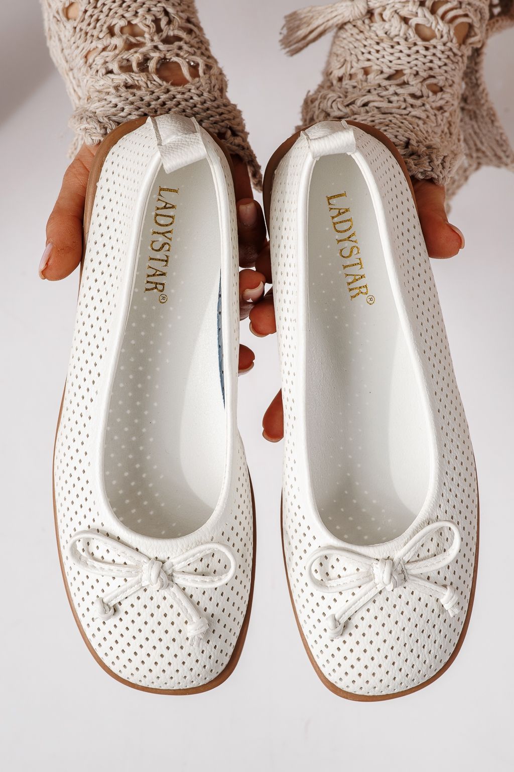 Дамски балерини бели от еко кожа Brielle #24888