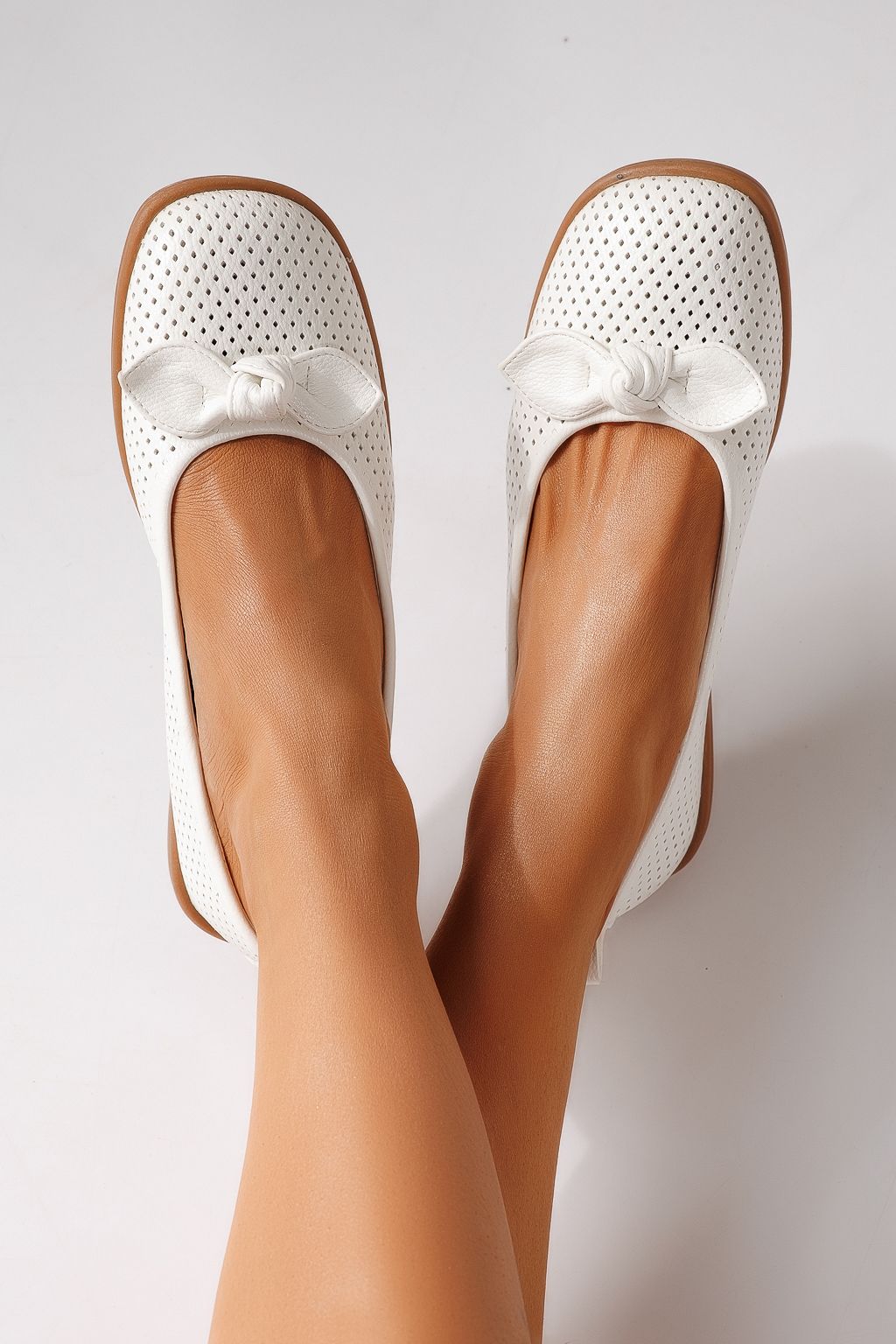 Дамски балерини бели от еко кожа Amaris #24876
