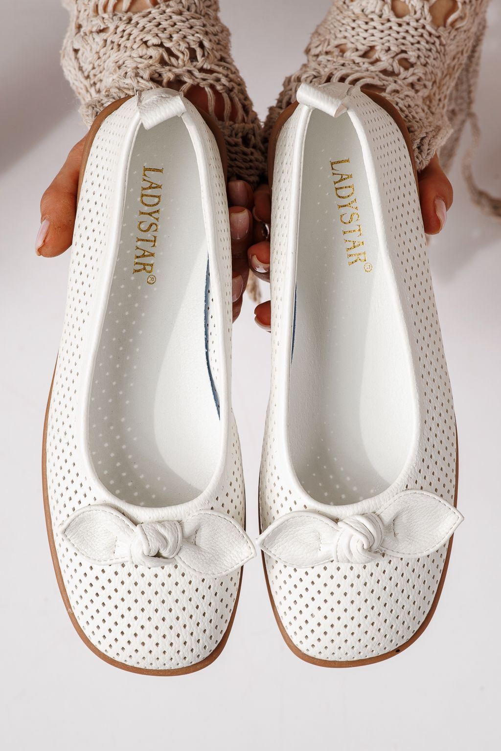 Дамски балерини бели от еко кожа Amaris #24876