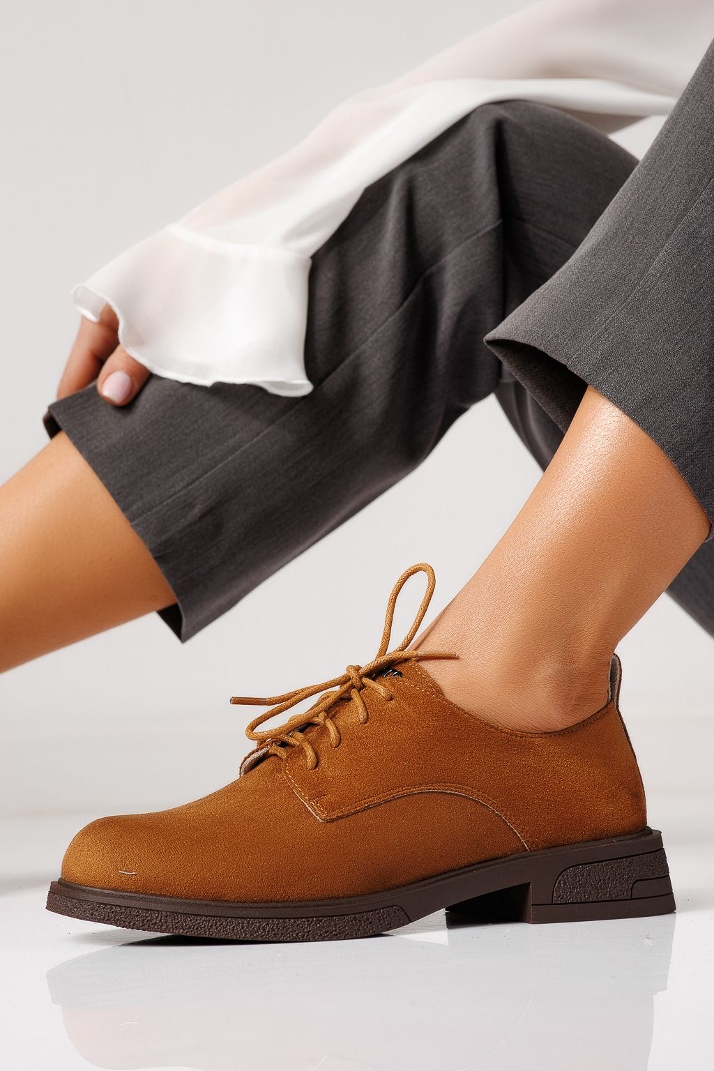 Всекидневни дамски обувки кафяви от обърната еко кожа Bellamy #24891