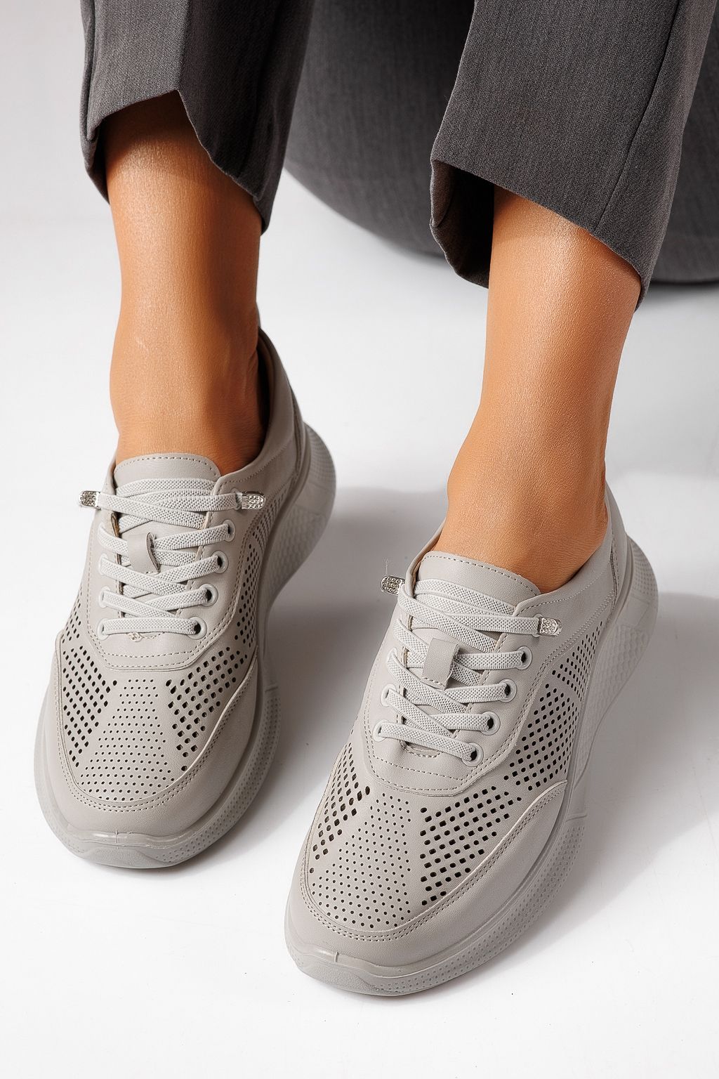 Всекидневни дамски обувки сиви от еко кожа Catrina #24939